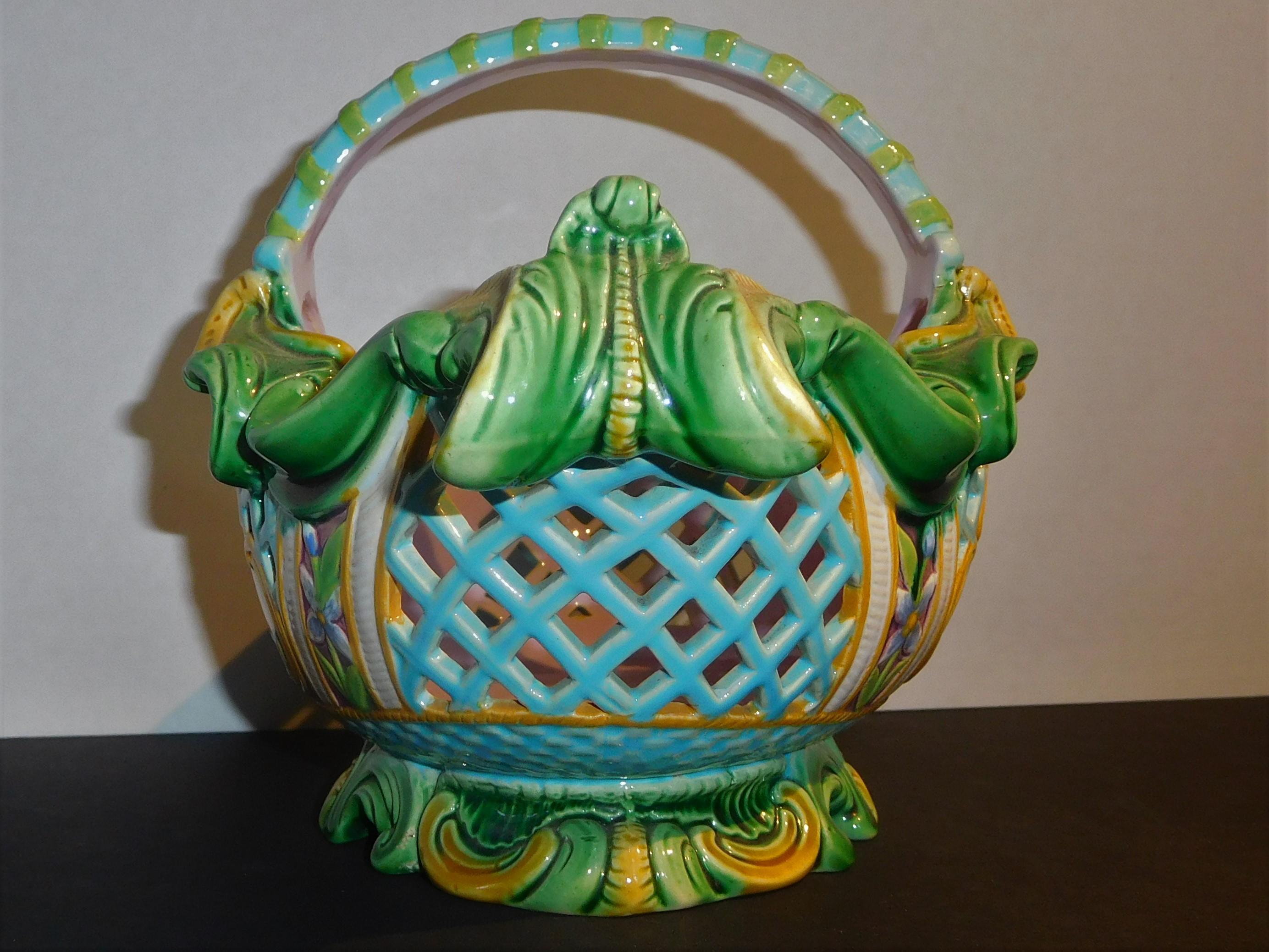 Majolica Reticulated Berry Basket Attributed to Mintons, England, 1883-1891 6