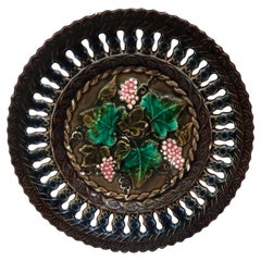 Majolica Reticulated Grape Plate Villeroy Boch circa 1890