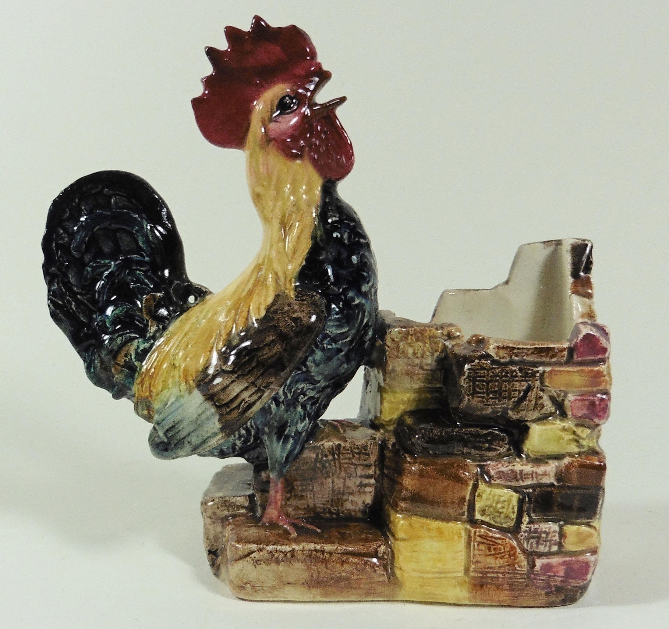 Majolica Rooster & Hen Vase Delphin Massier, circa 1890 For Sale 2