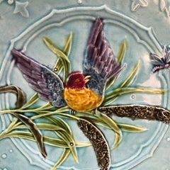 Assiette à oiseaux Saint Amand en majolique:: vers 1890