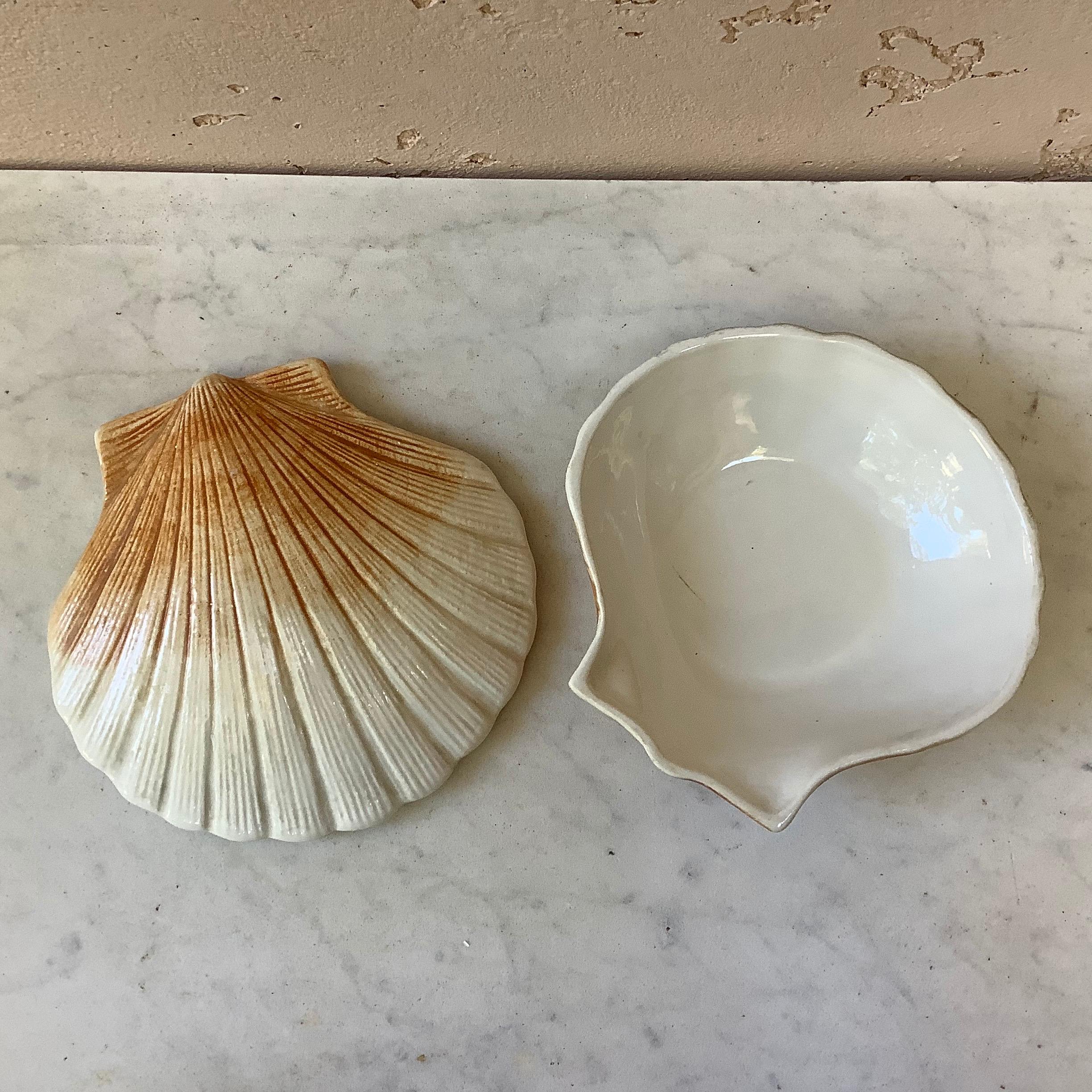 French Provincial Majolica Scallop Shell Tureen Caugant, circa 1950