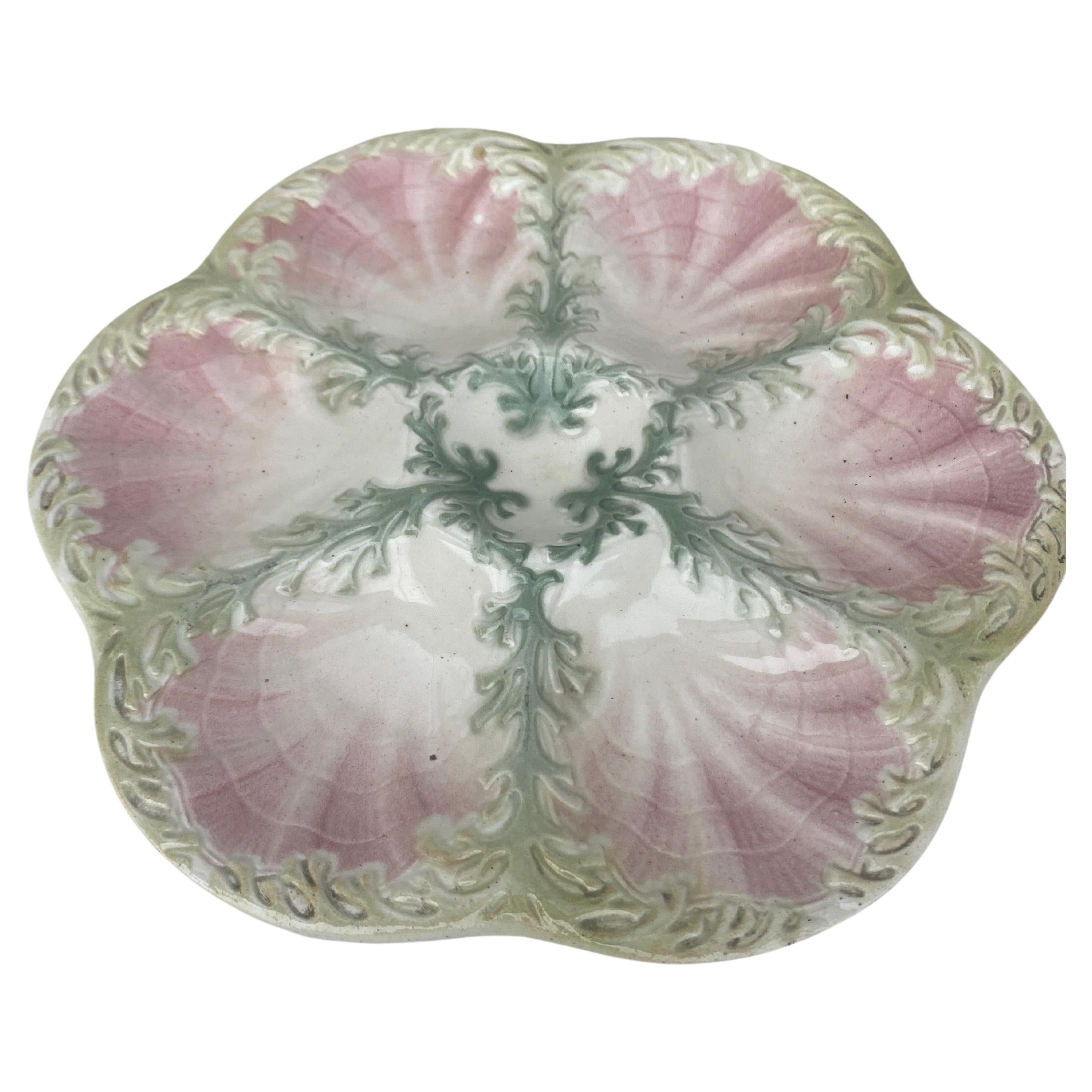 Majolica oyster plate attributed to Keller Et Guerin Saint Clement, circa 1890.
Reference / page 98 