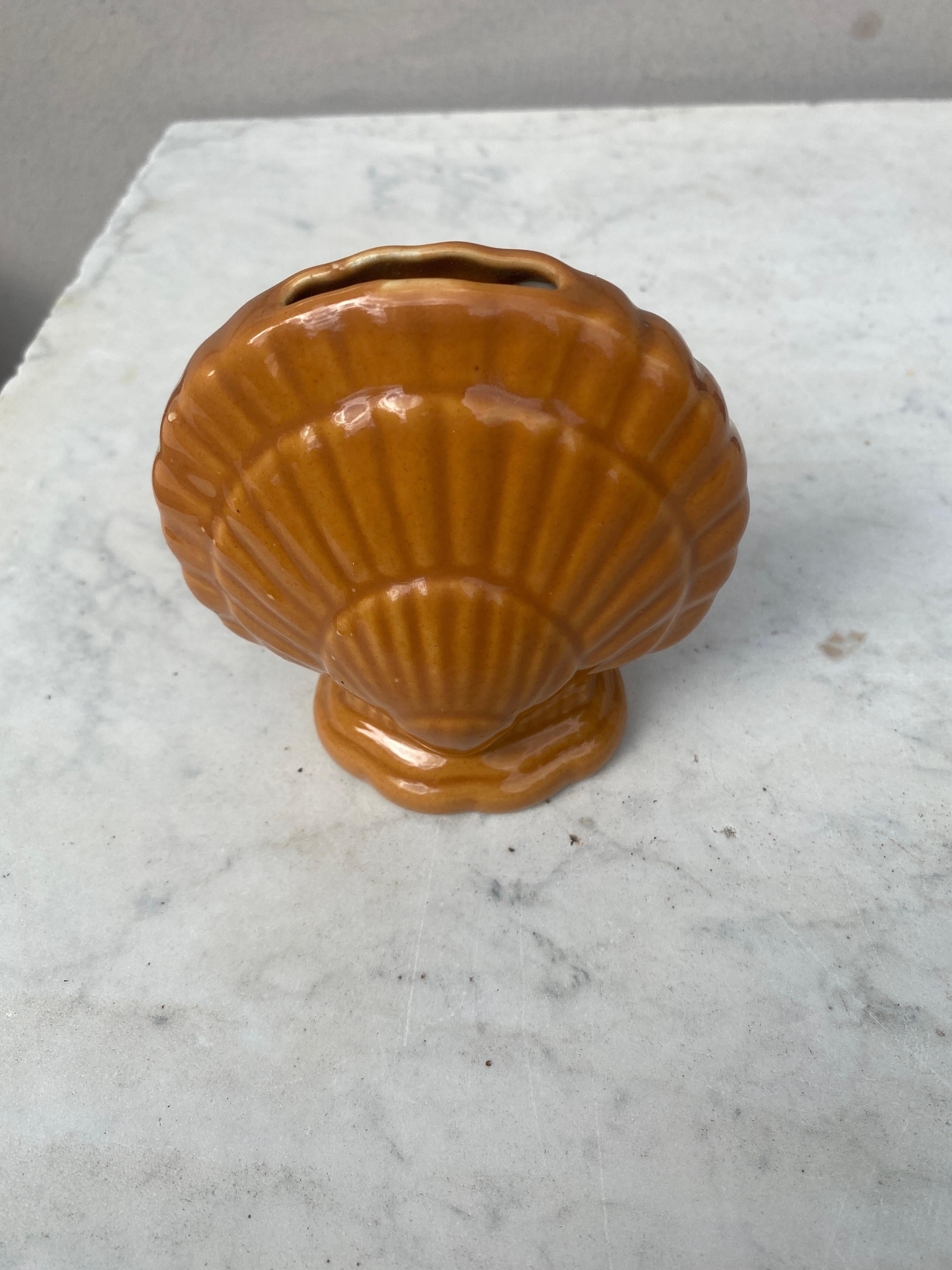 French Provincial Majolica Shell Money Bank Box, Circa 1900 For Sale