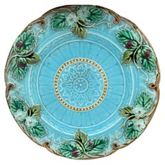 Majolica Strawberries Plate Sarreguemines, circa 1870