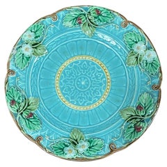 Majolica Strawberries Plate Sarreguemines, circa 1870