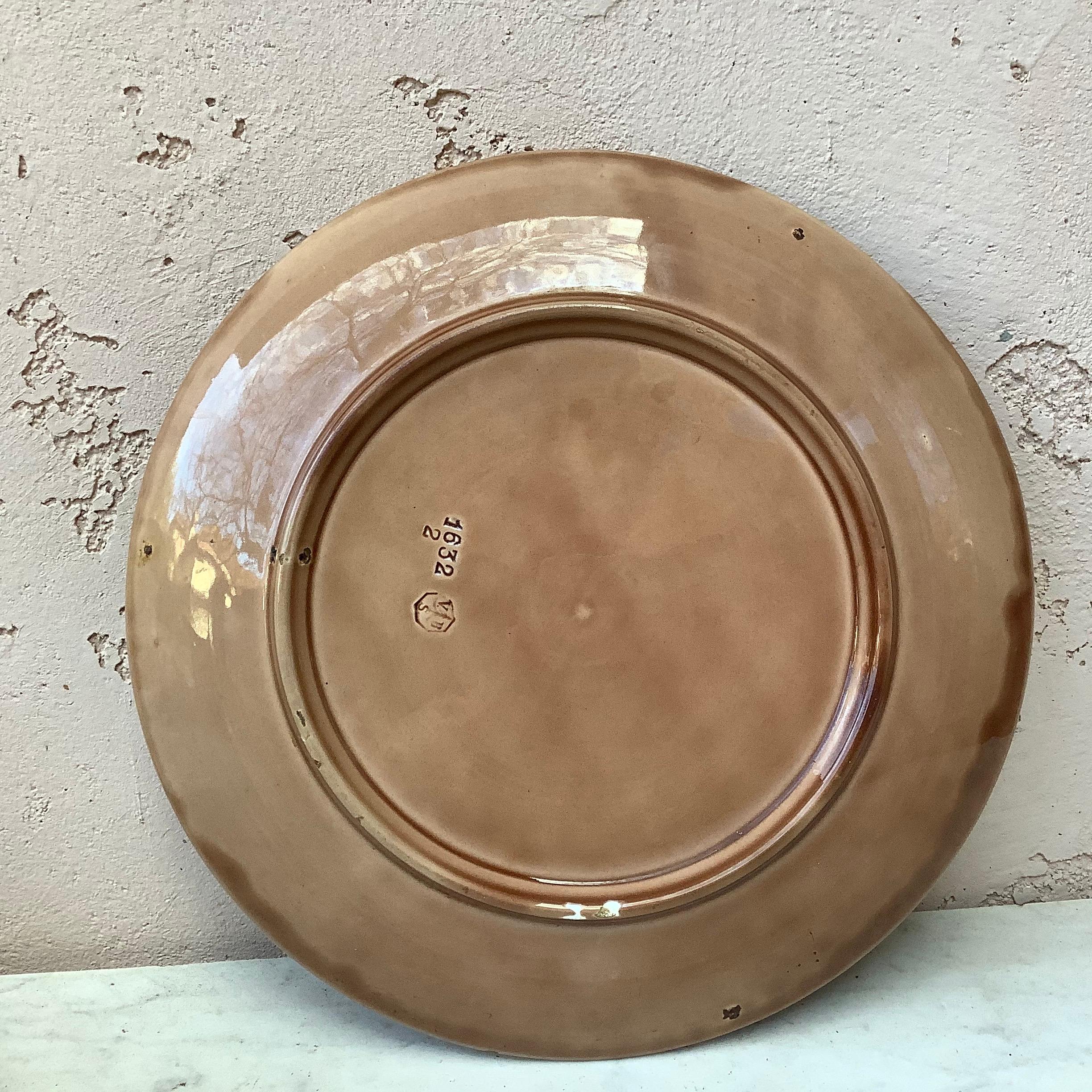 Tedesco Piatto da portata in maiolica con girasole Villeroy & Boch, circa 1900