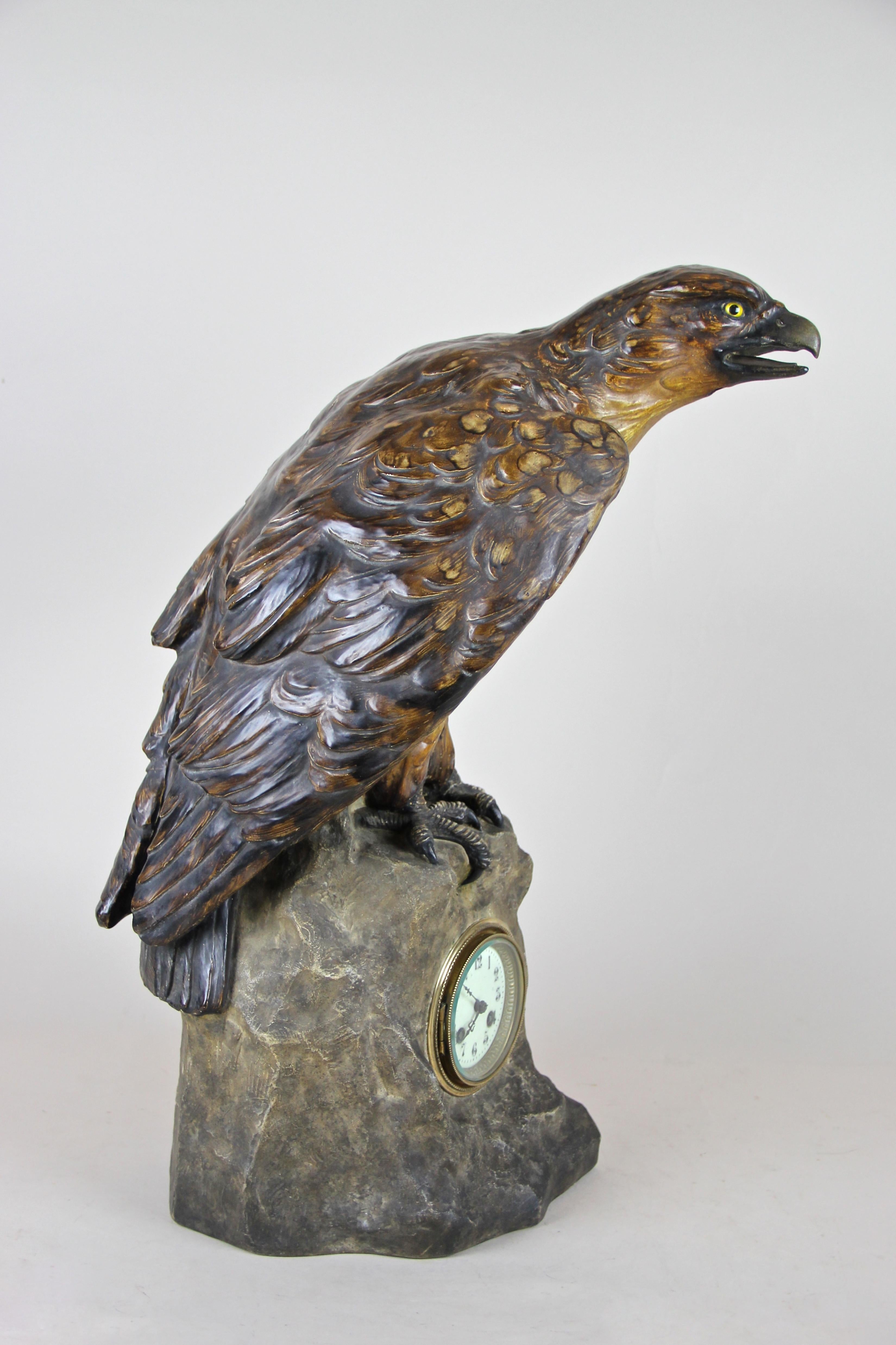 Skulpturale Majolika-Uhr „Der Adler“ von Johann Maresch, um 1900 5