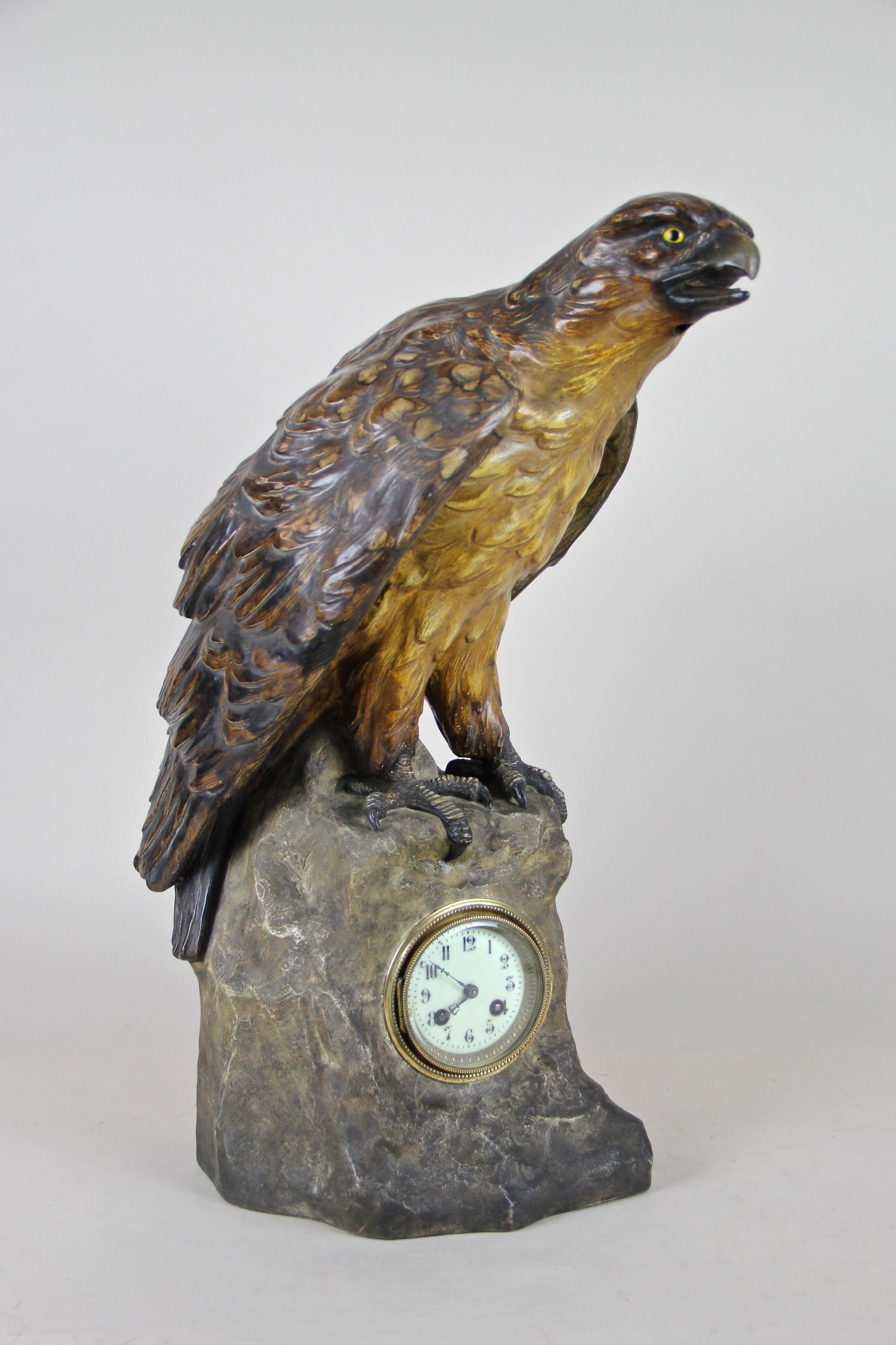 Skulpturale Majolika-Uhr „Der Adler“ von Johann Maresch, um 1900 7