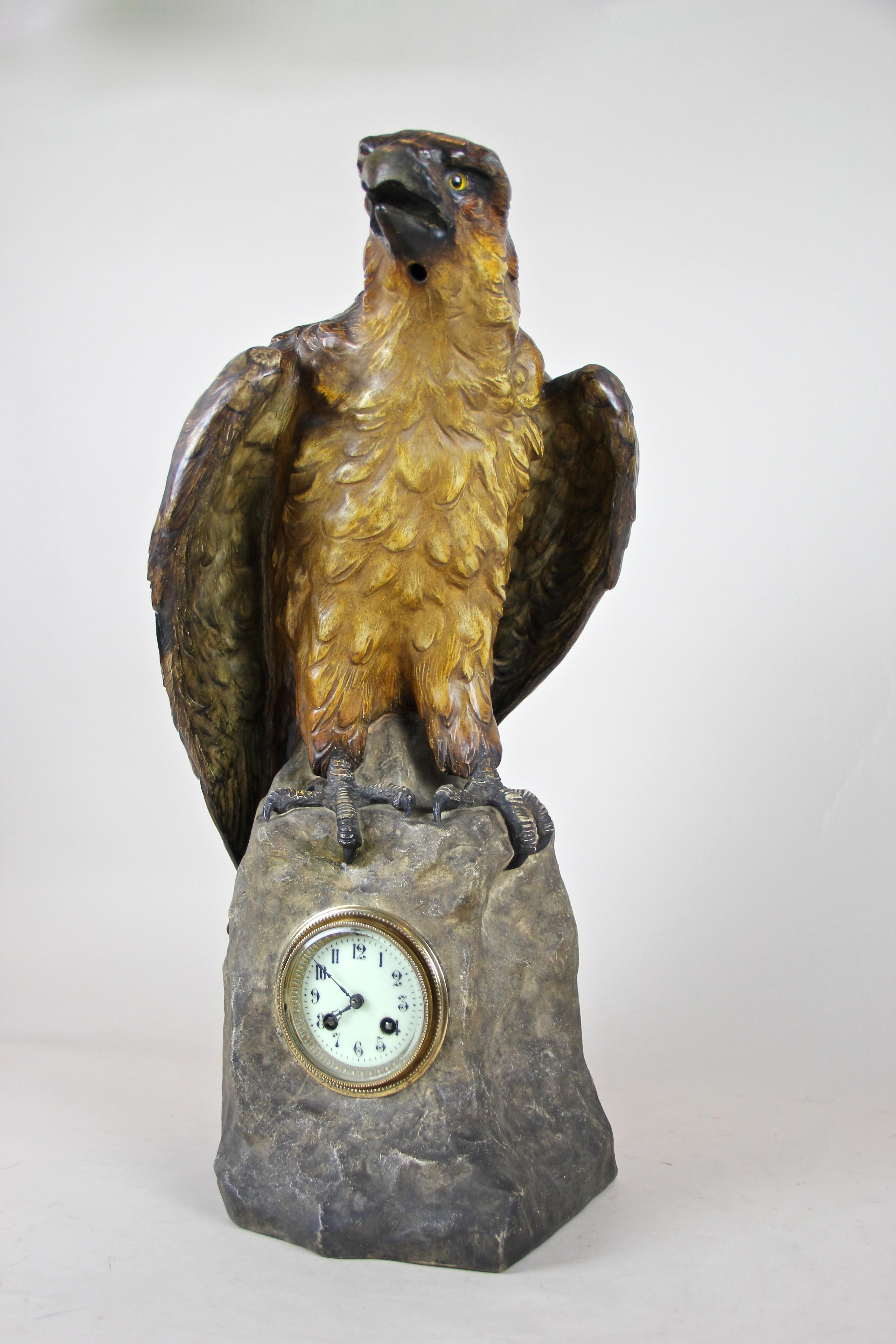 Skulpturale Majolika-Uhr „Der Adler“ von Johann Maresch, um 1900 9