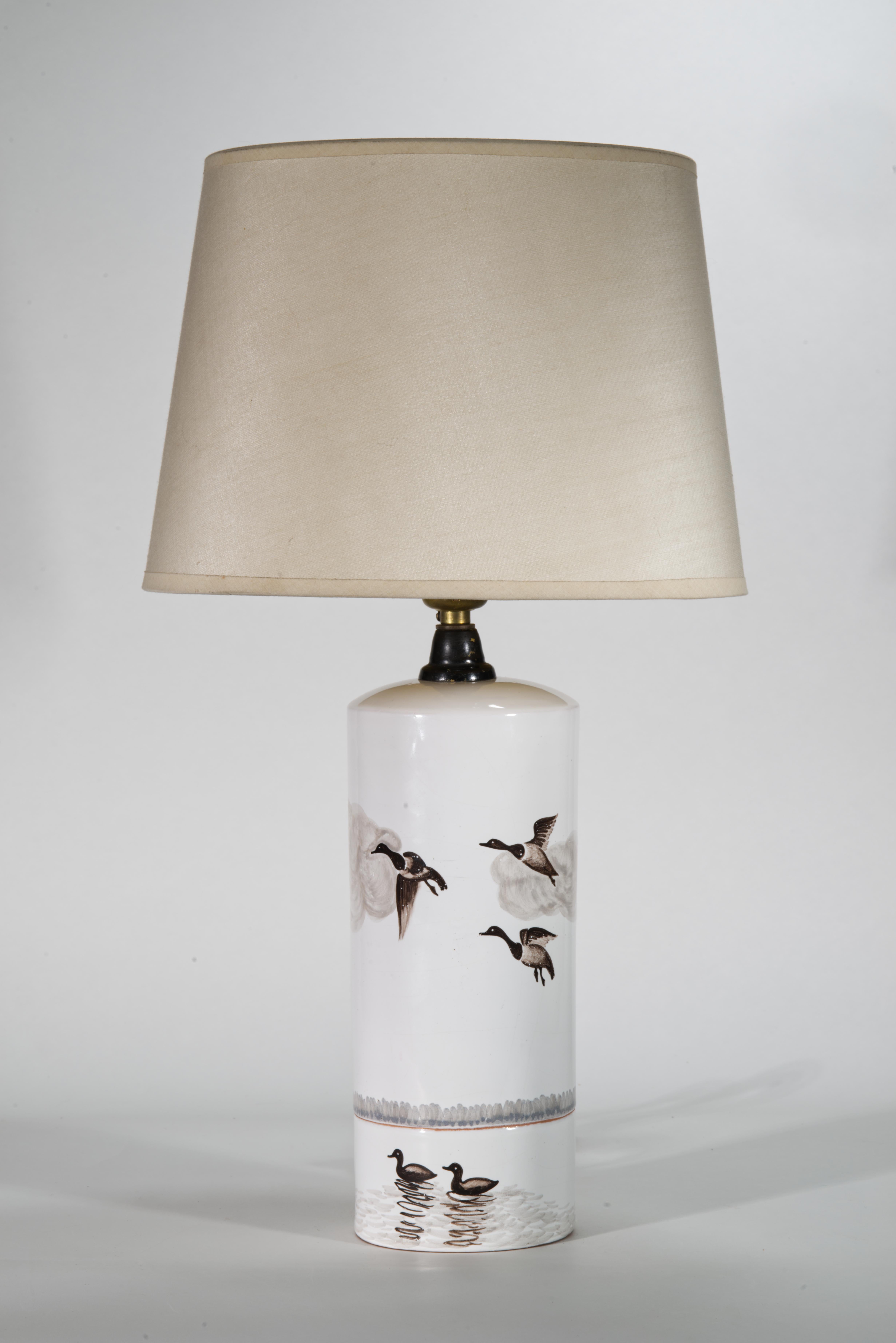 Mid-Century Modern Majolica Table Lamp Hand Painted Landscape Hunting, Italy 1950s-1960s For Sale