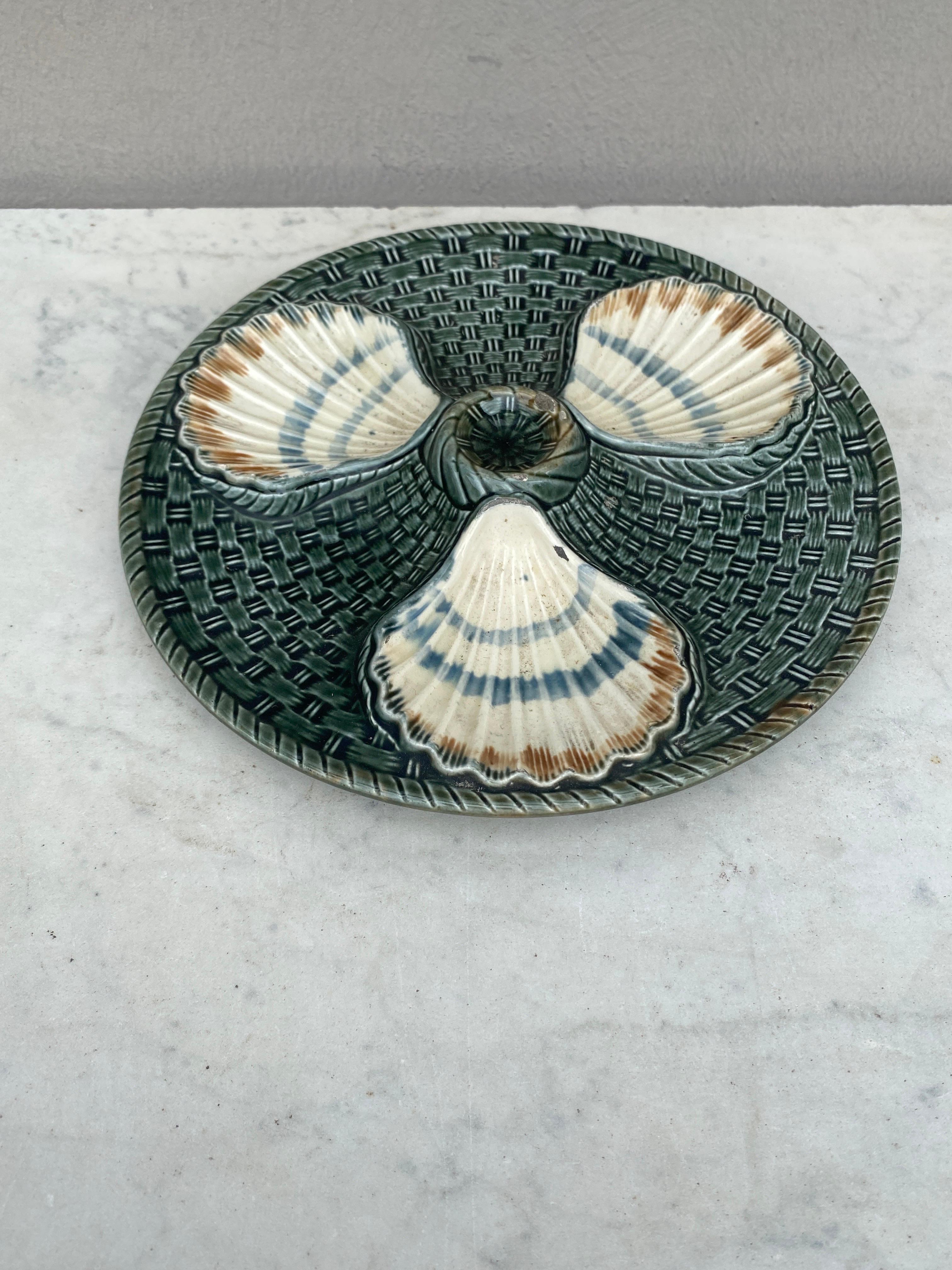 French Majolica Three Shells Oyster Wall Plate Longchamp, circa 1890