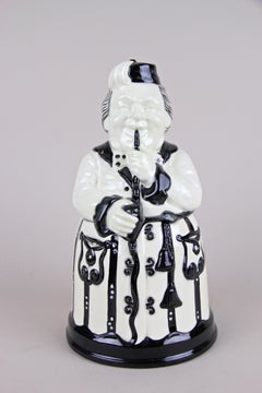 Majolica Tobacco Box by Julius Dressler, CZ, circa 1910