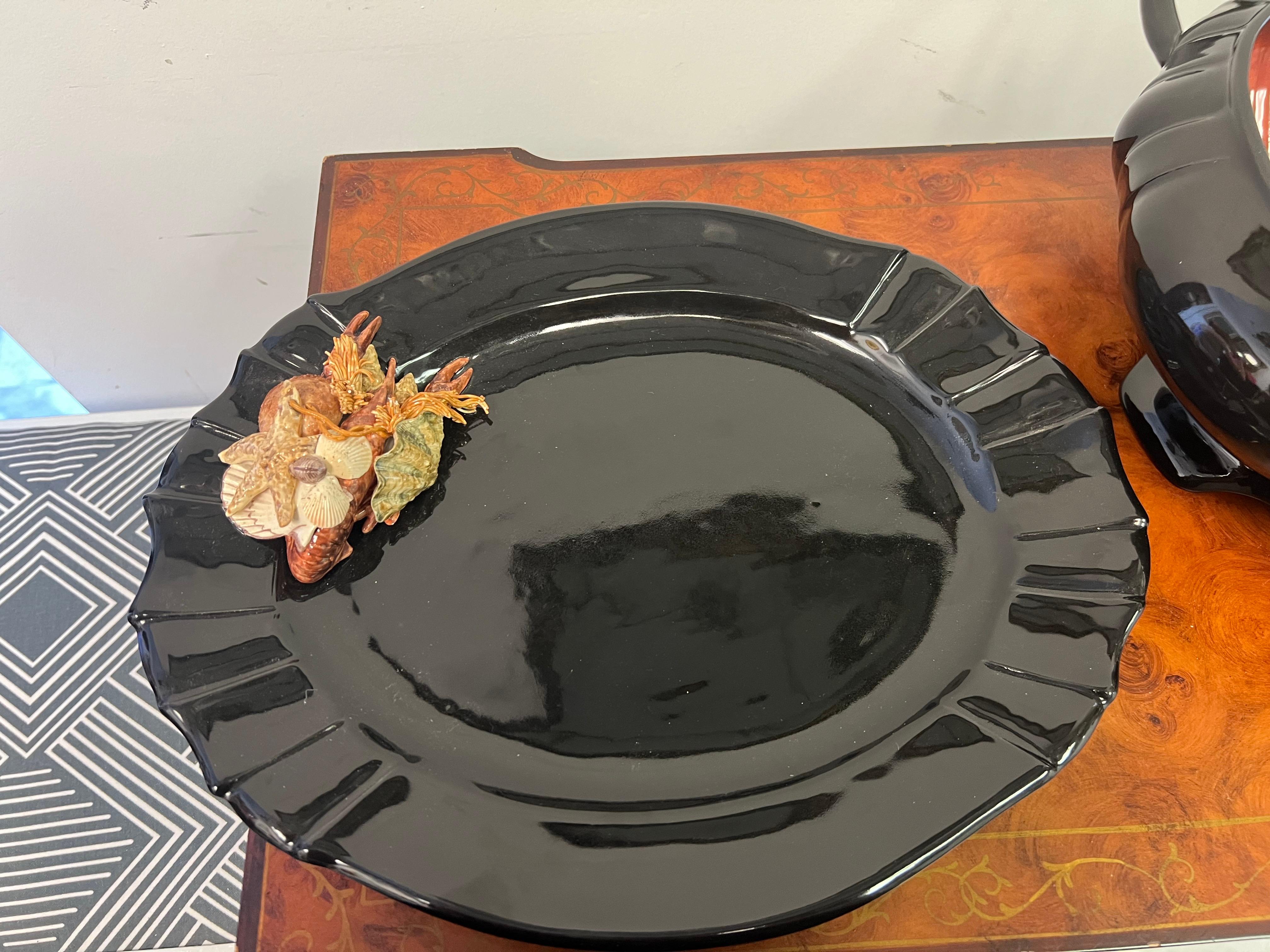 Majolica Trompe-L'œil Ceramic Shellfish Toureen With Platter - a Set of 2 For Sale 4