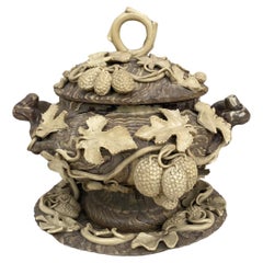 Majolica Tureen Boch Freres Keramis circa 1850