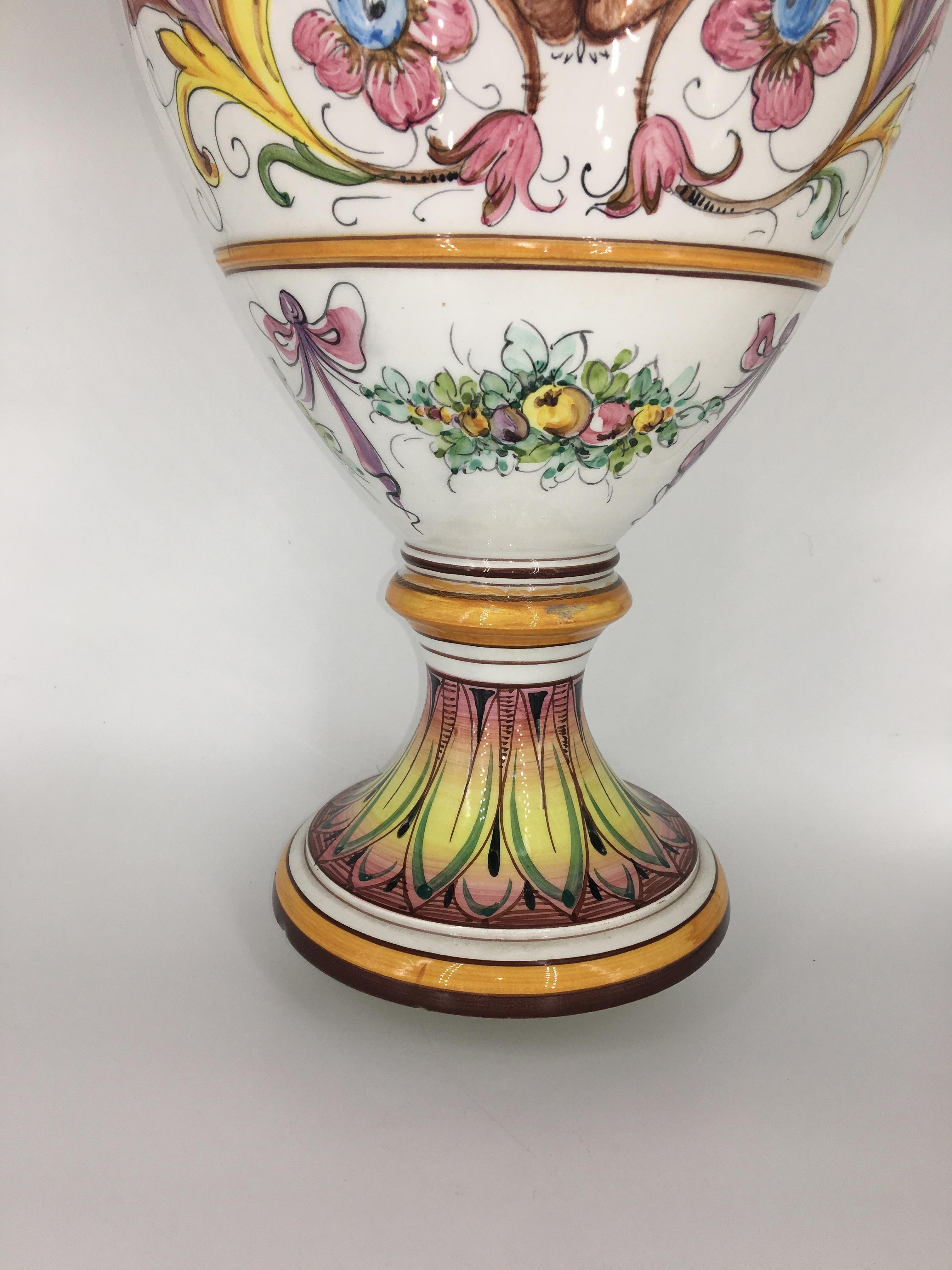 Majolica Vase with 2 Handles, Hand Painted For Sale 4