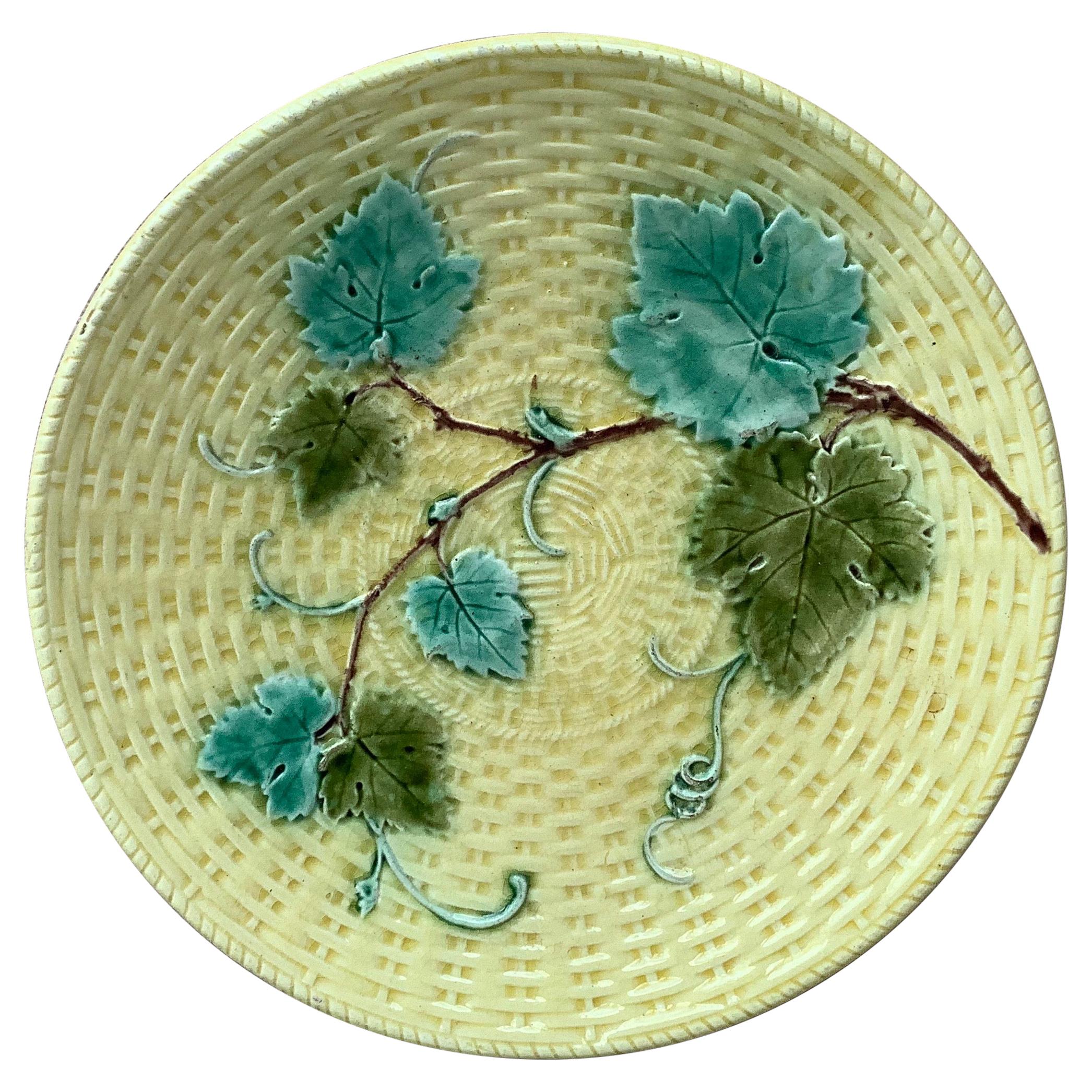 Majolica Vine Leaves Plate Sarreguemines, circa 1880