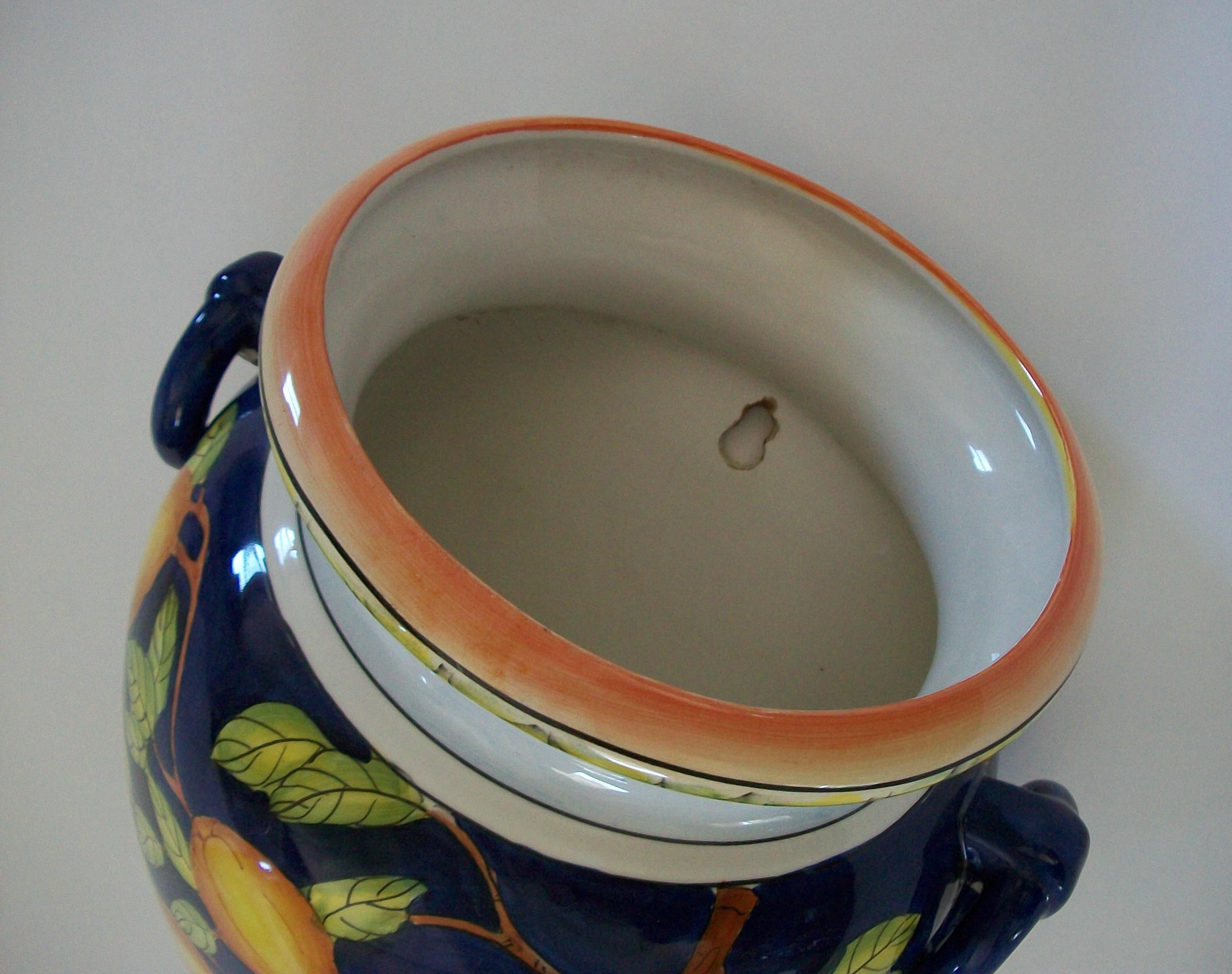 Majolika Wandtasche/Planter - Handbemalt mit Zitronen - Italien - CIRCA 1990er Jahre im Angebot 6