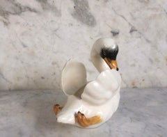 Cigno bianco in maiolica Jardinière Jerome Massier, 1890 circa