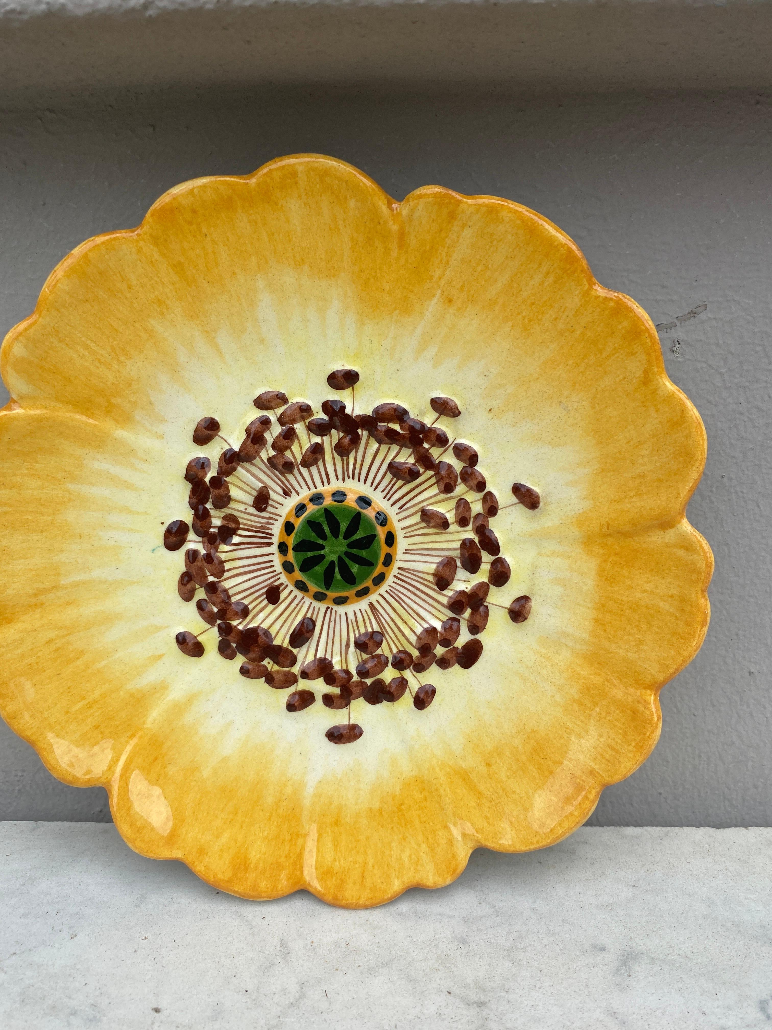 Art Nouveau Majolica Yellow Wild Rose Plate Perret Gentil, circa 1890