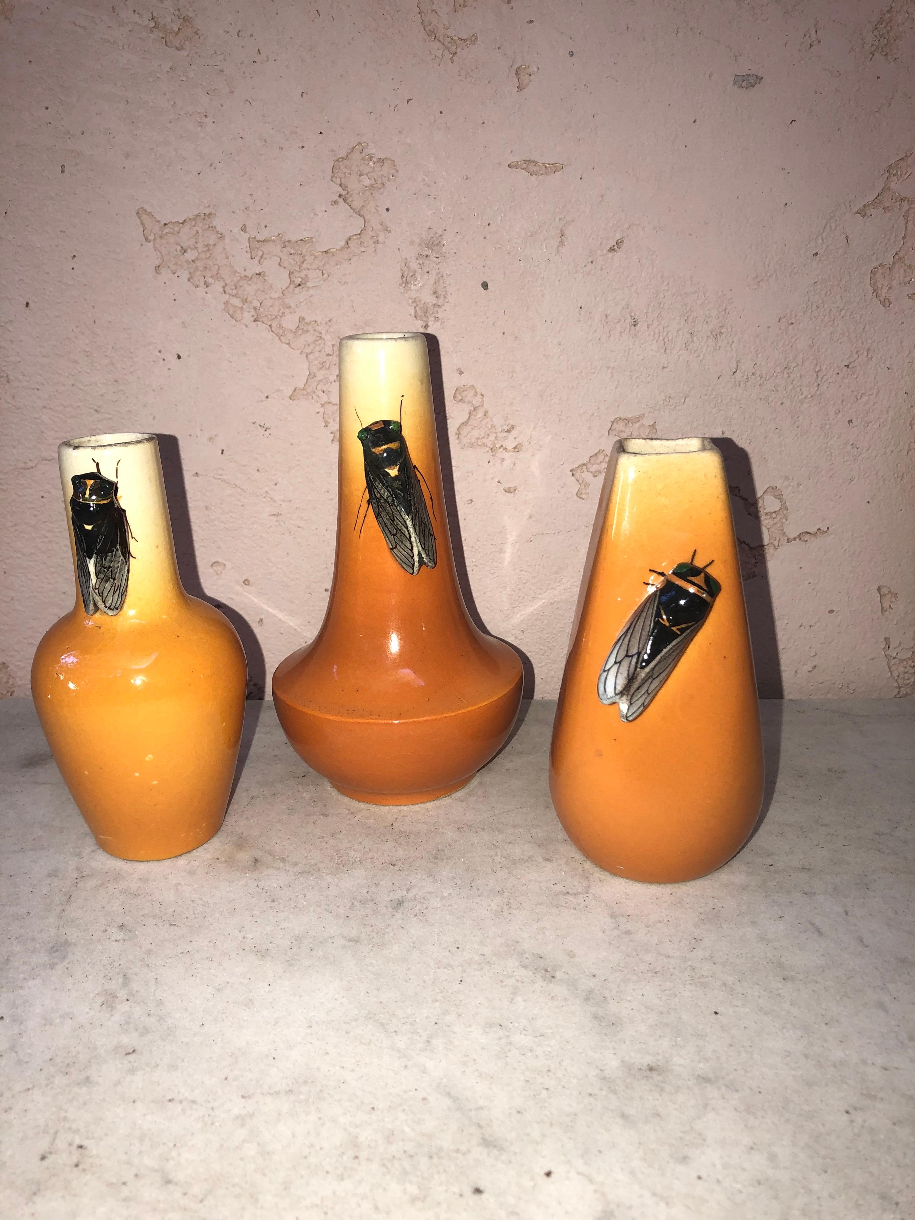 Majolika-Vase mit Cicada Sicard, um 1950 (Keramik) im Angebot