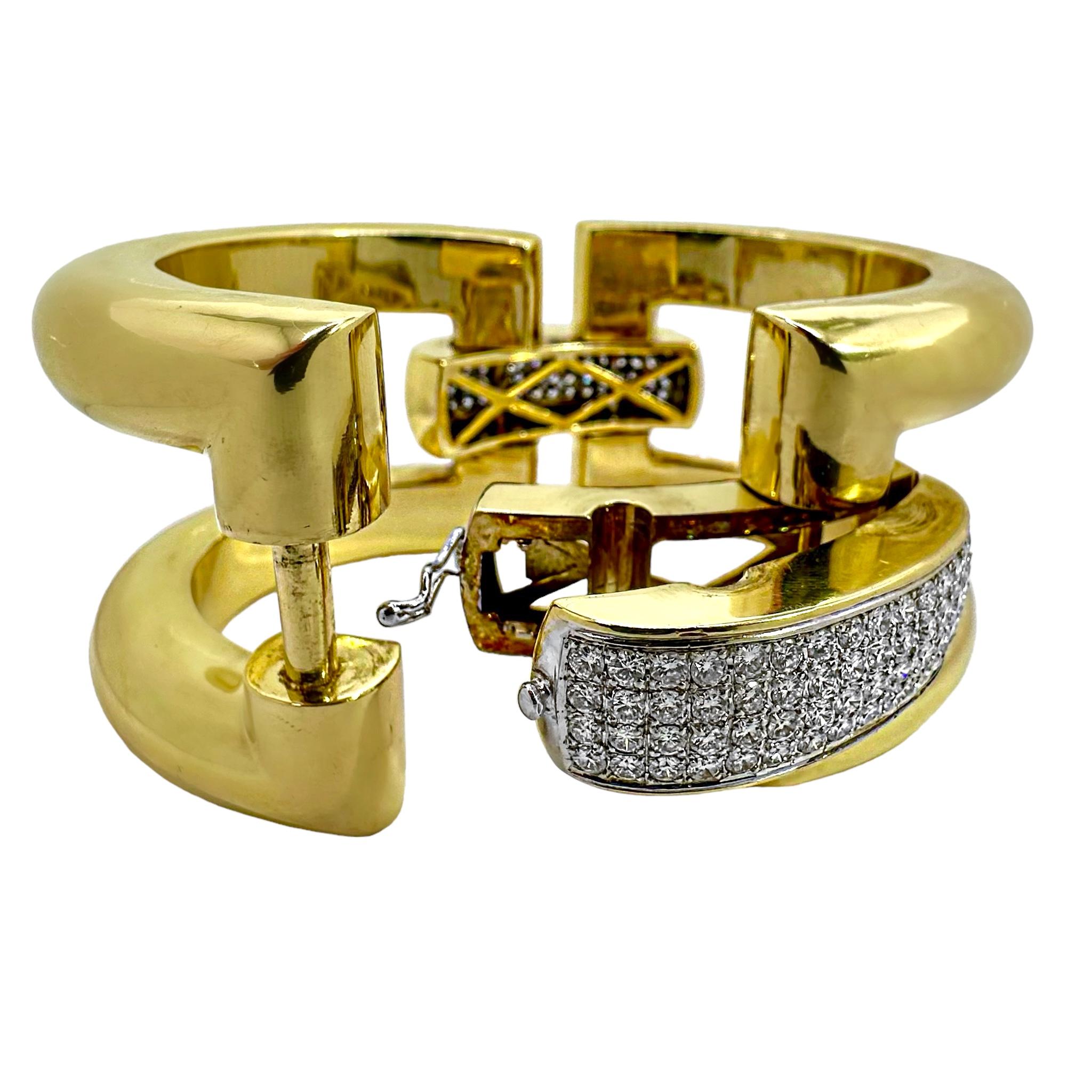 Bracelet manchette en or 18K avec maillons de connexion en diamant de 1,5 pouces de large en vente 13