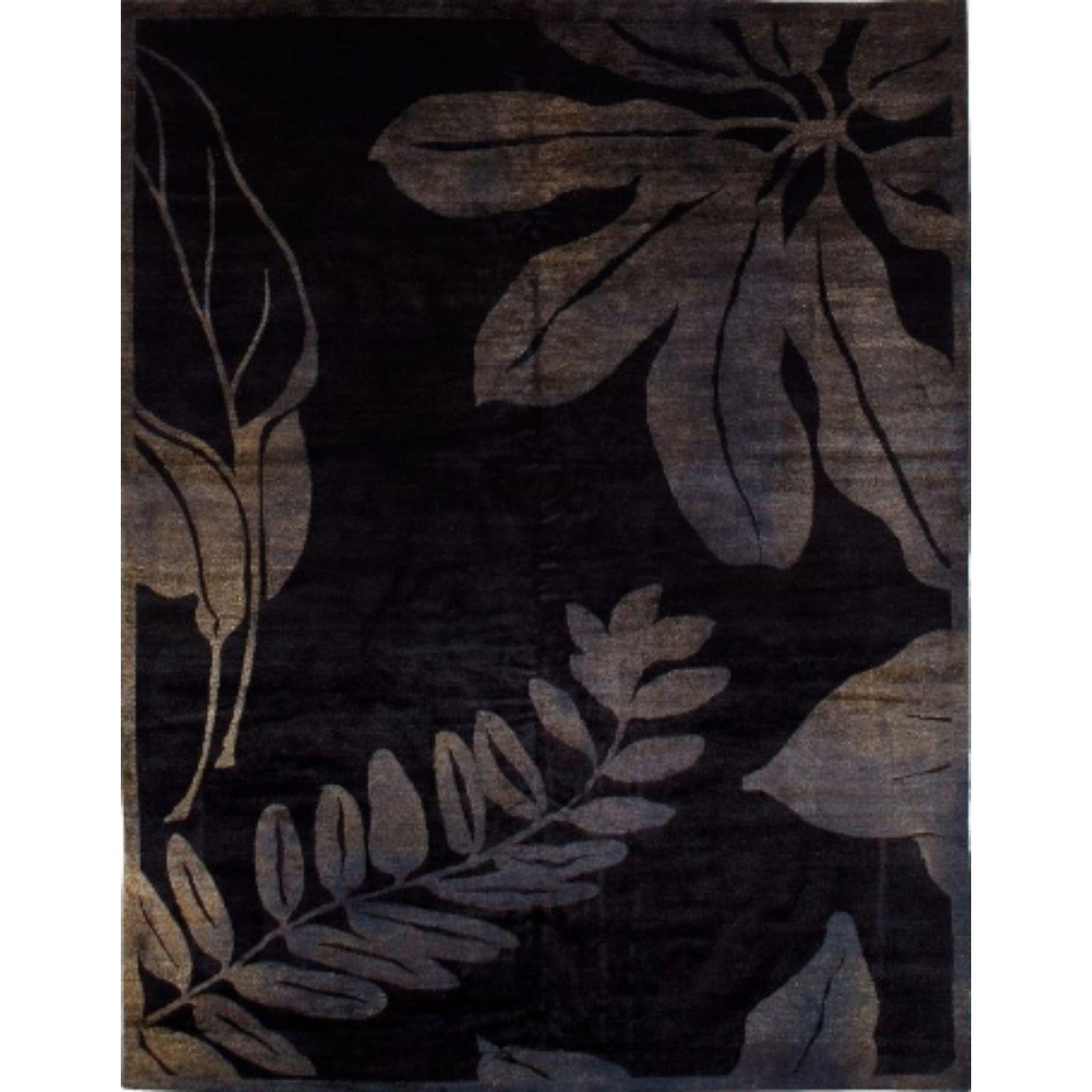 MAKAO 200 rug by Illulian
Dimensions: D300 x H200 cm 
Materials: Wool 50% , Silk 50%
Variations available and prices may vary according to materials and sizes. 

Illulian, historic and prestigious rug company brand, internationally renowned in
