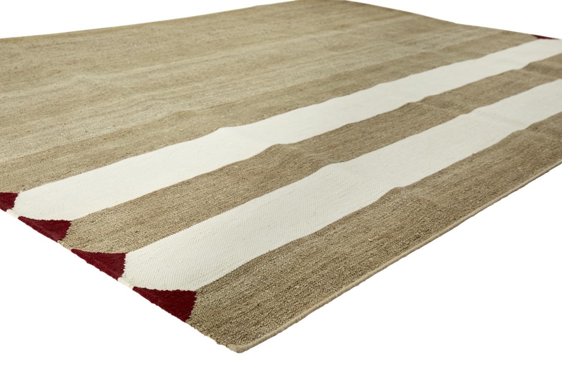 Moderne Luxueux tapis noué à la main en laine et allo durable, 
