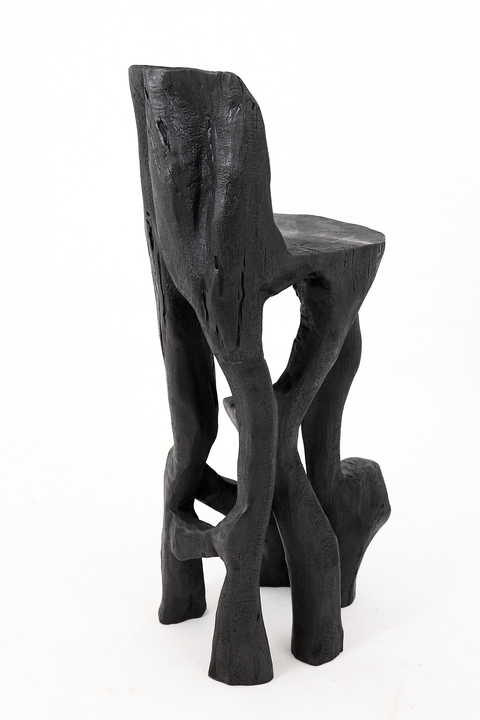 Makha, Silla de bar escultural de madera maciza, Diseño original contemporáneo, Logniture en Nuevo estado para la venta en Stara Gradiška, HR