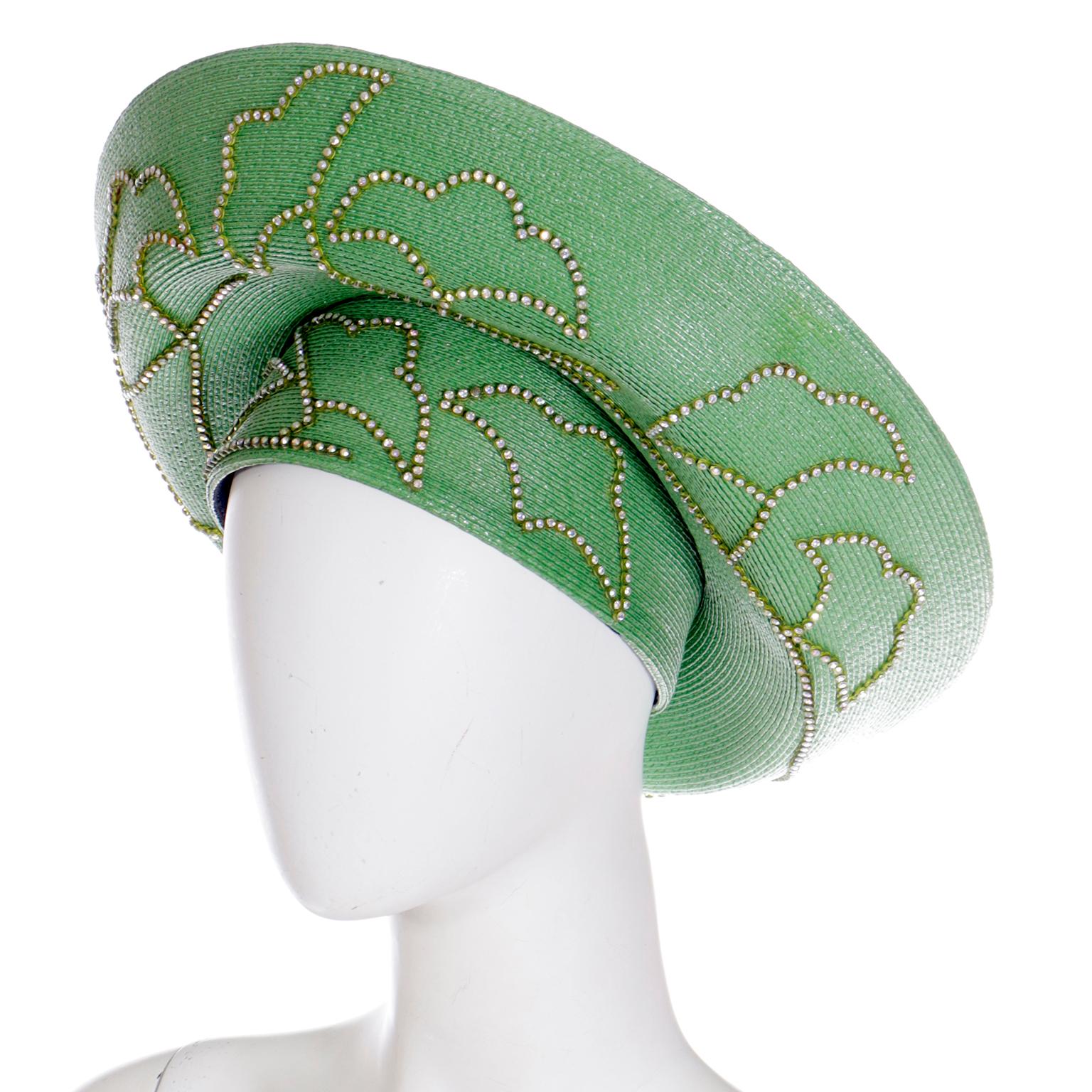 Makins Vintage Church Lady Turban Style Green Straw Hat with Rhinestones In Good Condition In Portland, OR
