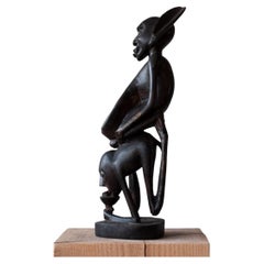 Geschnitzte Makonde-Figur