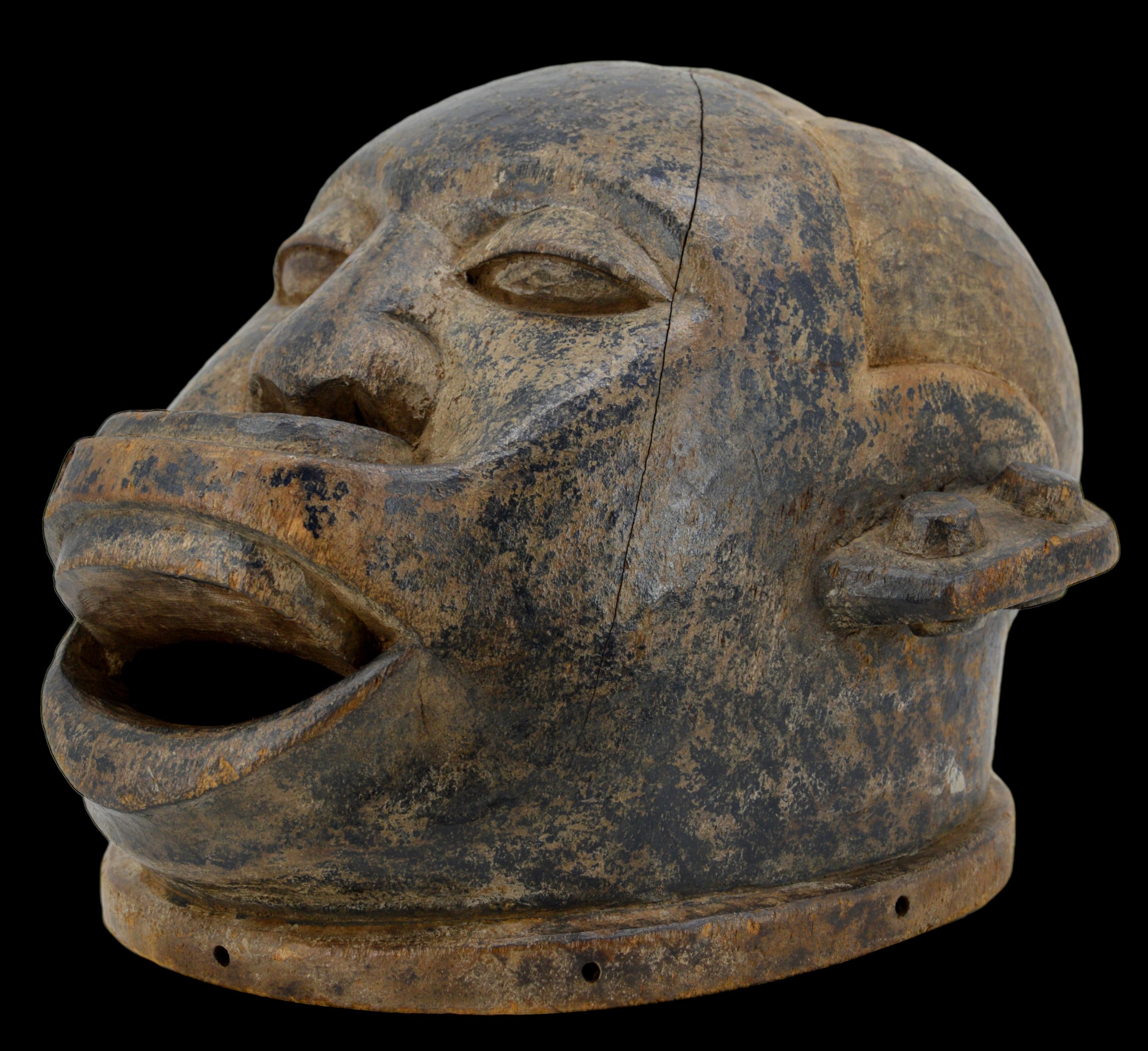 20ième siècle Casque Makonde, Afrique, début du 20e siècle en vente