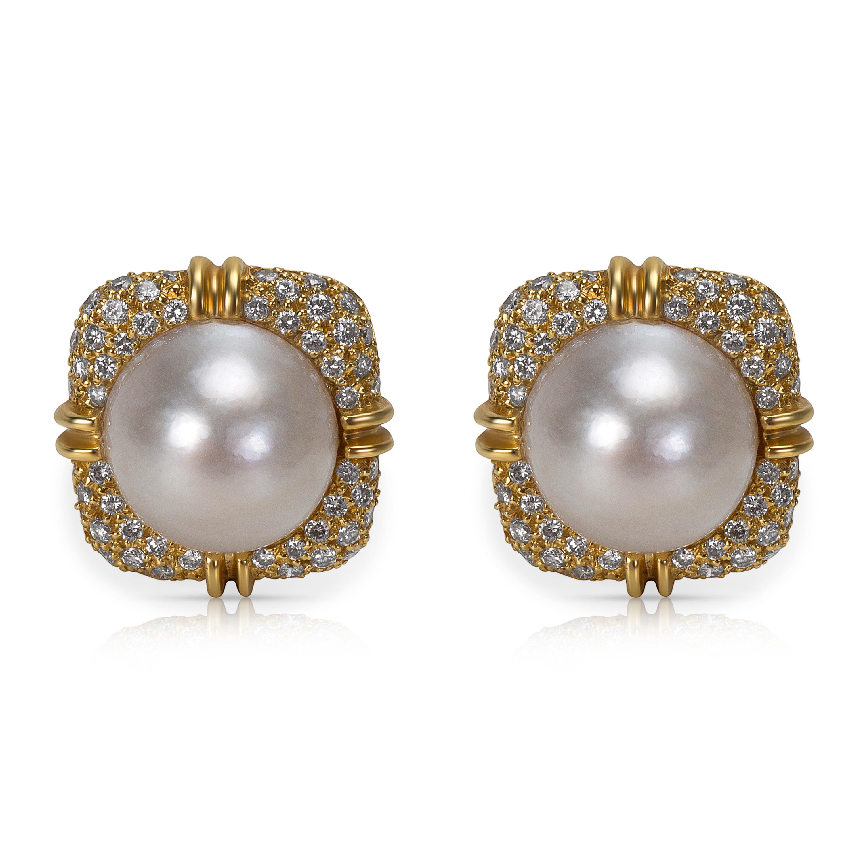 Modern Makur Diamond and Mabe Pearl Earrings in 18 Karat Gold 2.00 Carat