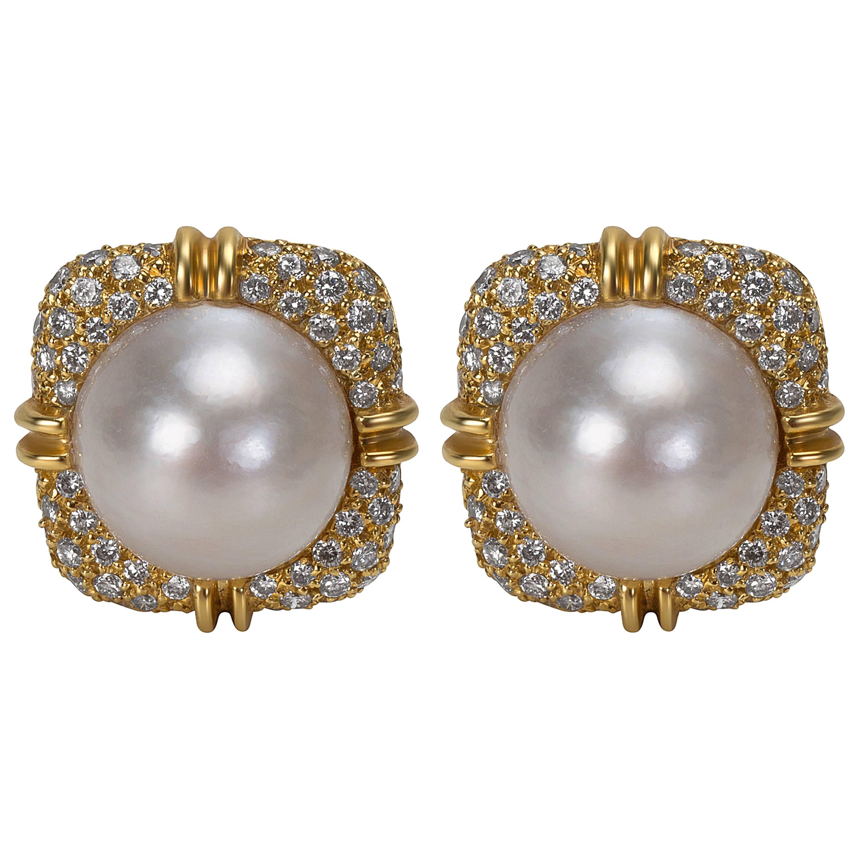 Makur Diamond and Mabe Pearl Earrings in 18 Karat Gold 2.00 Carat