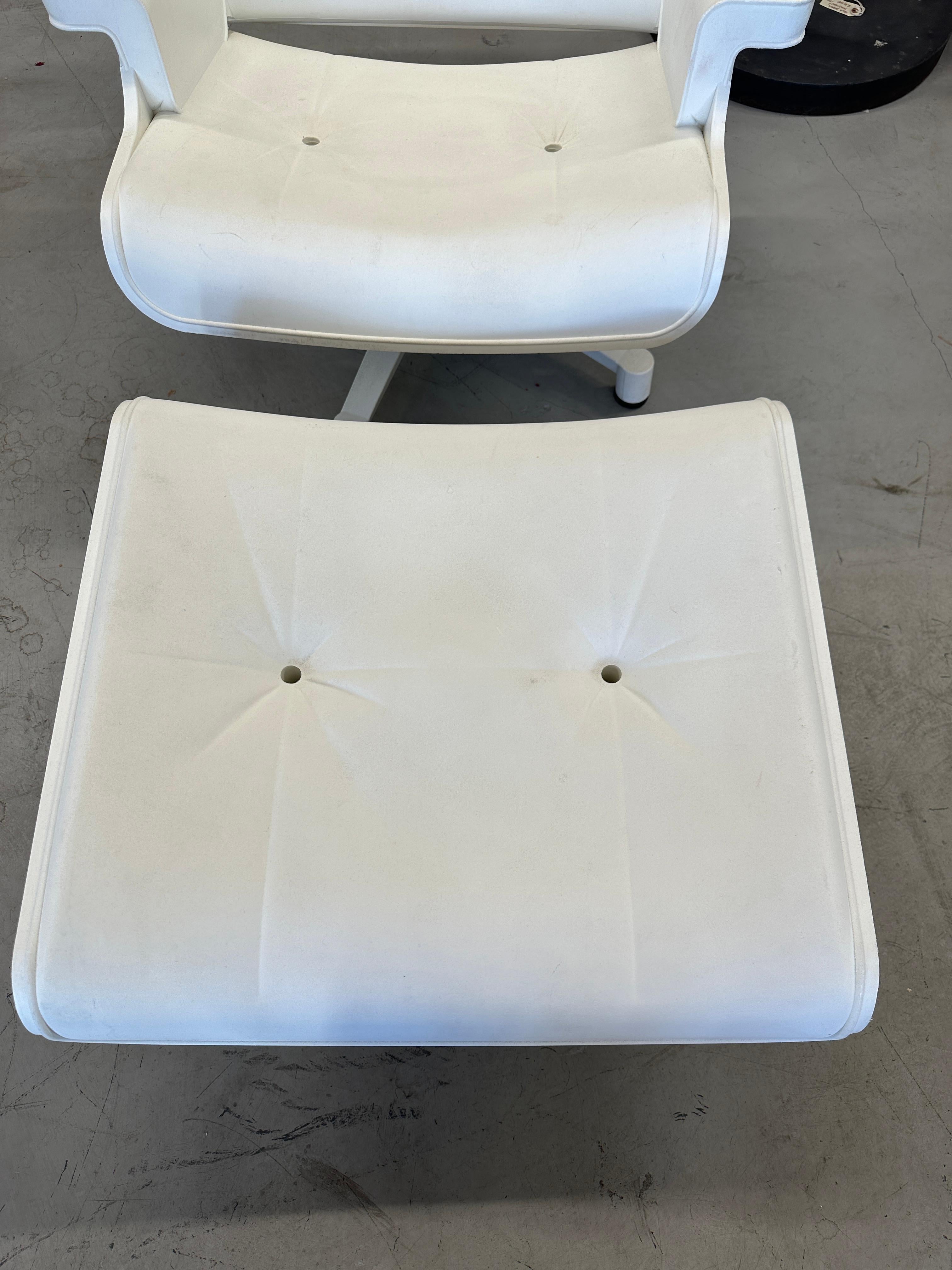 Mal 1956 Chair and Ottoman For Sale 1
