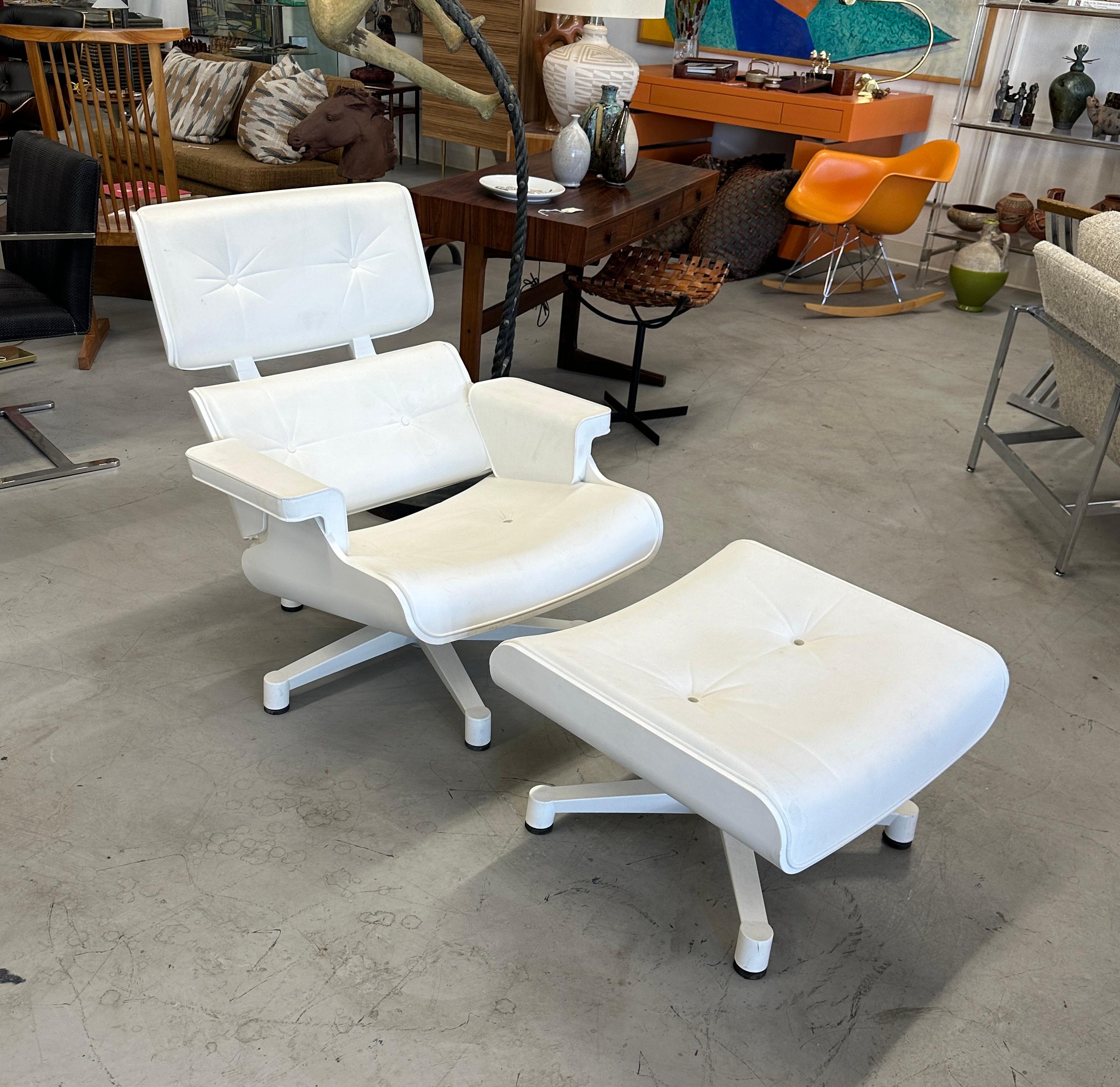 Mal 1956 Chair and Ottoman For Sale 4