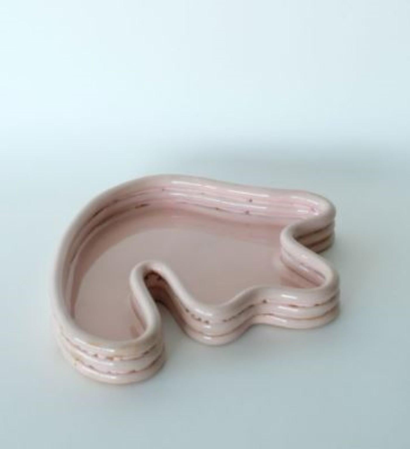 Malabar Pink Lali Small Vide Poche by Sophie Parachey
Dimensions: W 37 x D 33 x H 4 cm
Materials: Stoneware.

Inspired by extended stays in Central America, Sophie Parachey’s work questions transformation, the antagonism between the ancestral