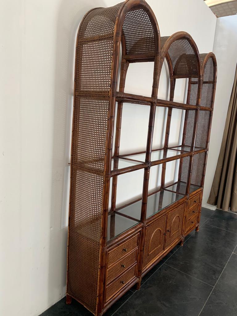 Malacca Rattan & Crystal Bookcase from Vivai del Sud, 1970s For Sale 4