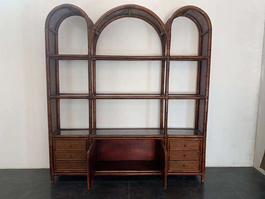 Malacca Rattan & Crystal Bookcase from Vivai del Sud, 1970s For Sale 6