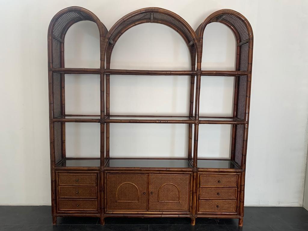 Malacca Rattan & Crystal Bookcase from Vivai del Sud, 1970s For Sale 9