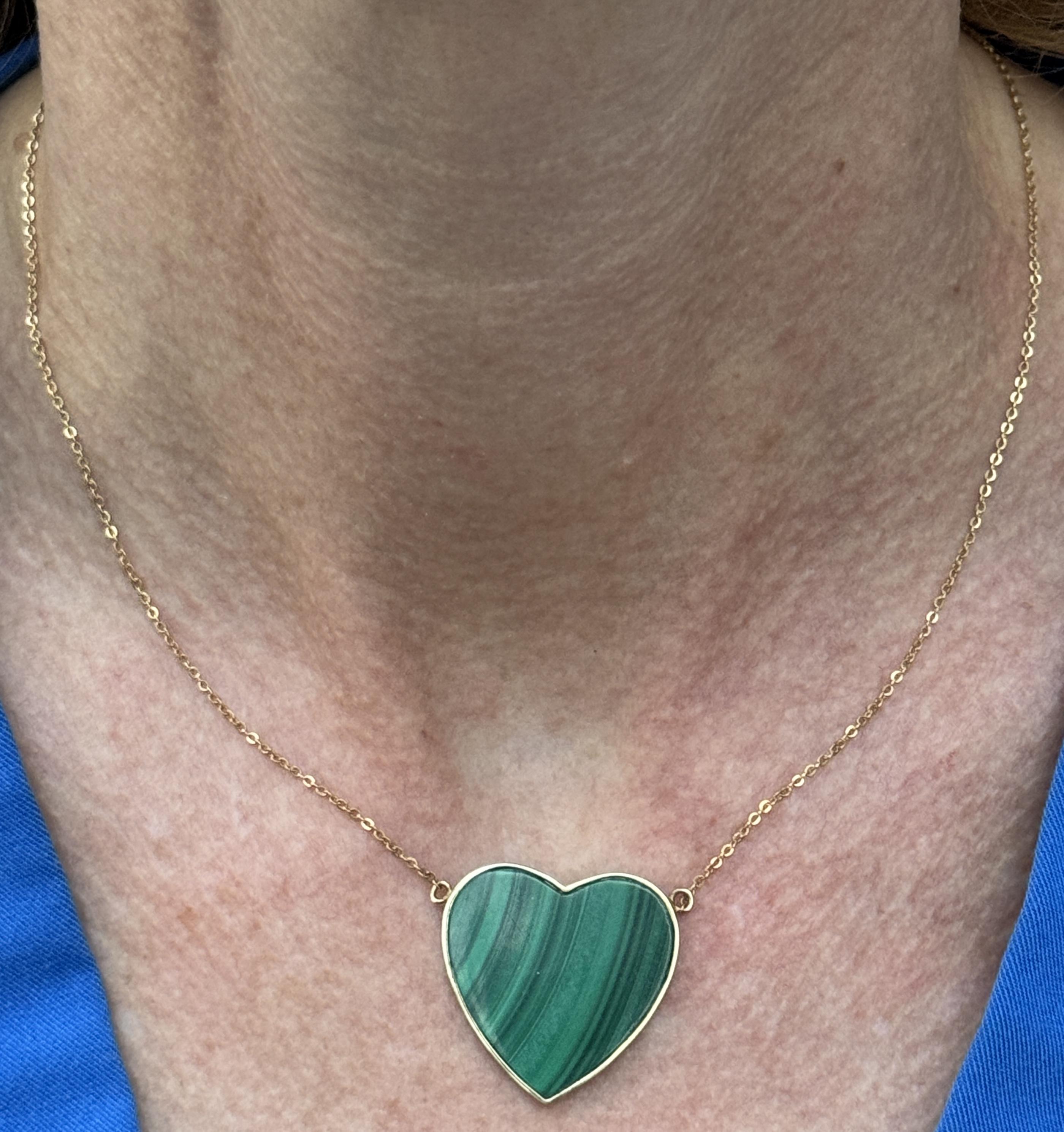 9ct Yellow Gold Malachite Heart Bracelet 19cm main image 1