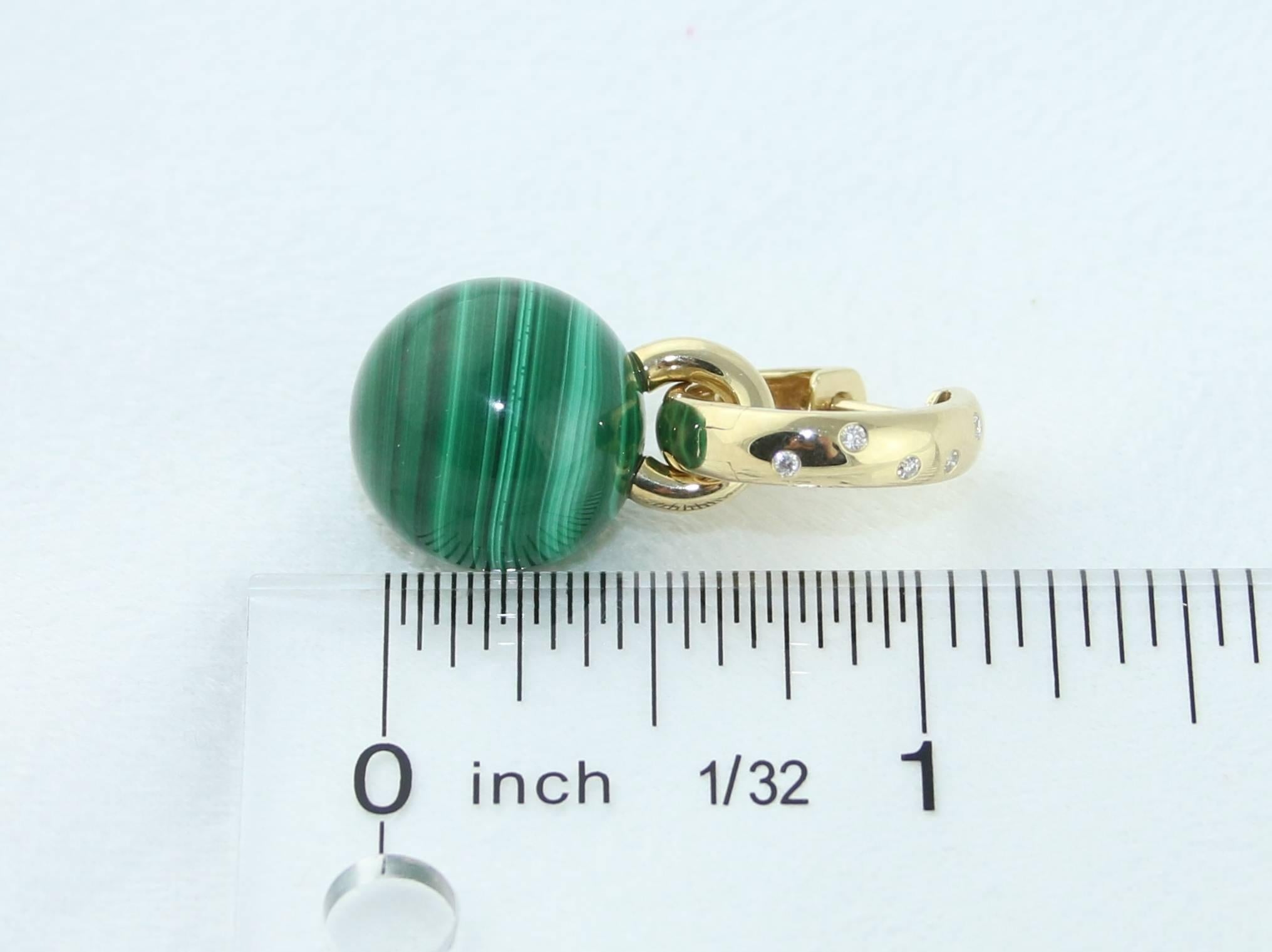Malachite and Diamond Dangle Charm Gold Earrings In New Condition In New York, NY