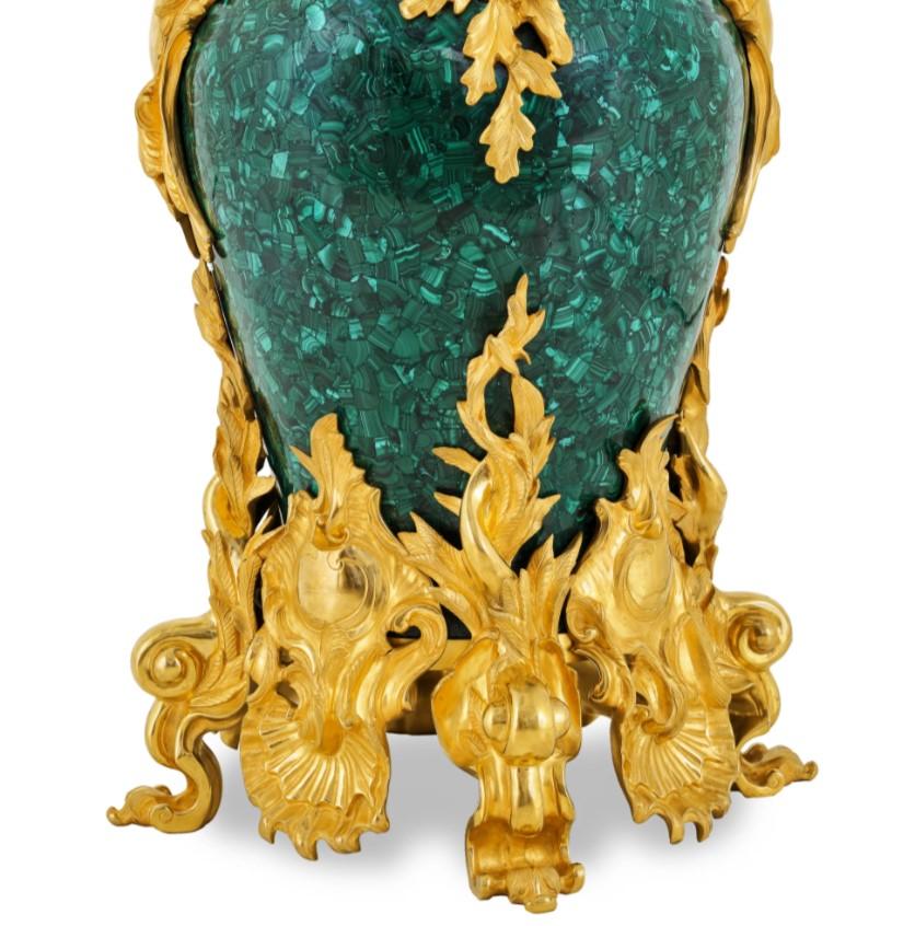 Vase-candélabre en malachite et laiton doré Bon état - En vente à Warsaw, PL