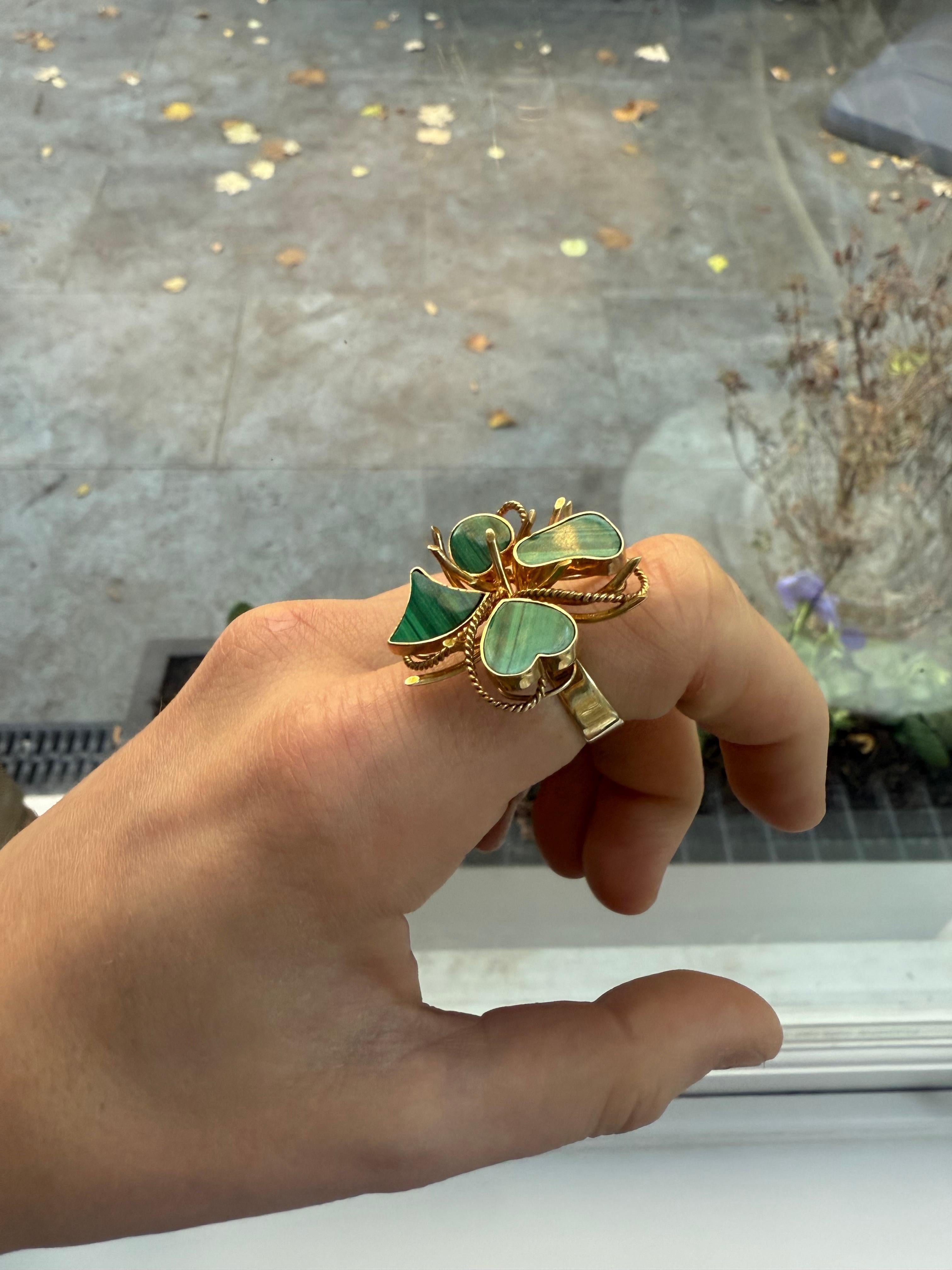 Anello Trifoglio in malachite e oro in vendita 2