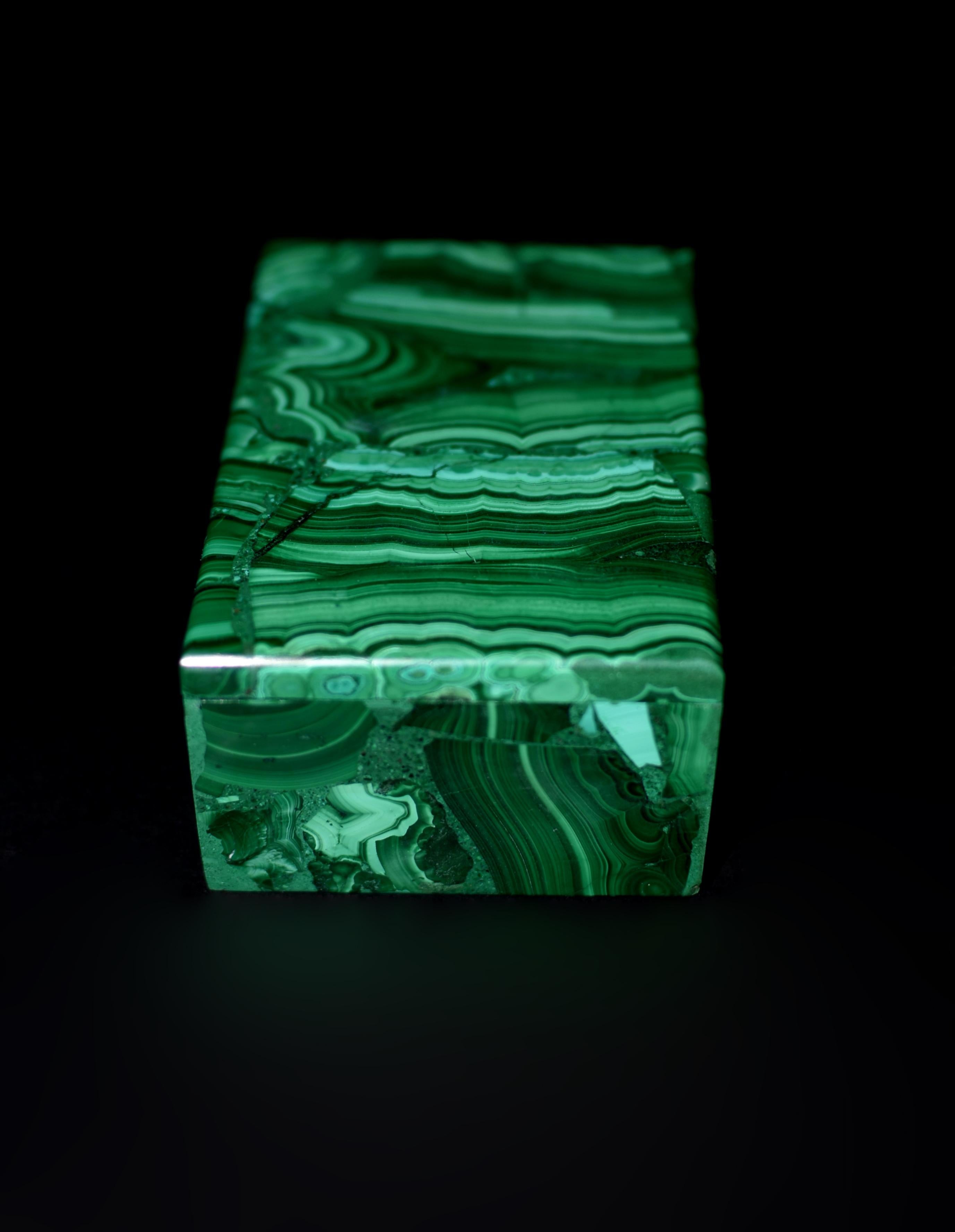 Hand-Crafted Malachite Box 1.1 lb Jewelry Box For Sale