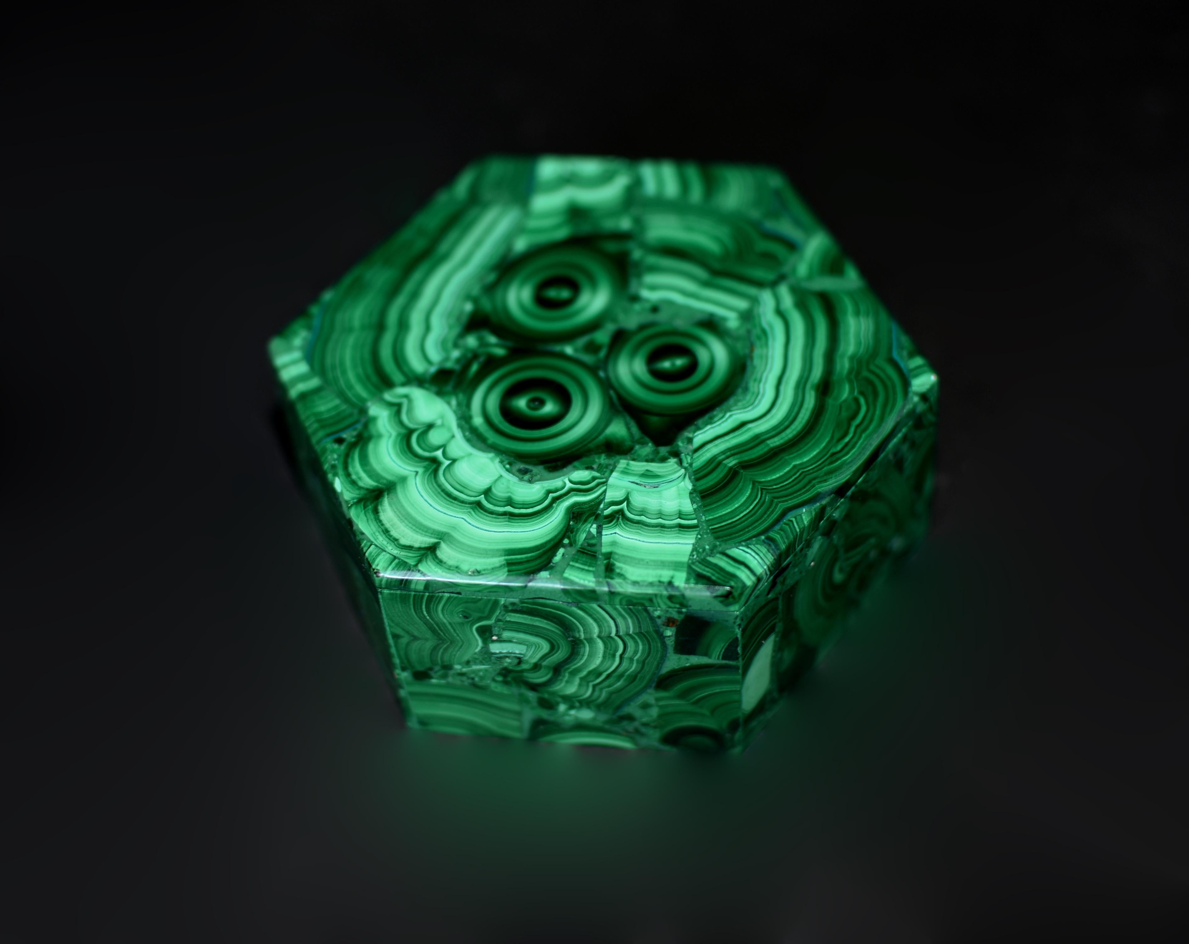 Hand-Crafted Malachite Box Bullseye Hexagon For Sale