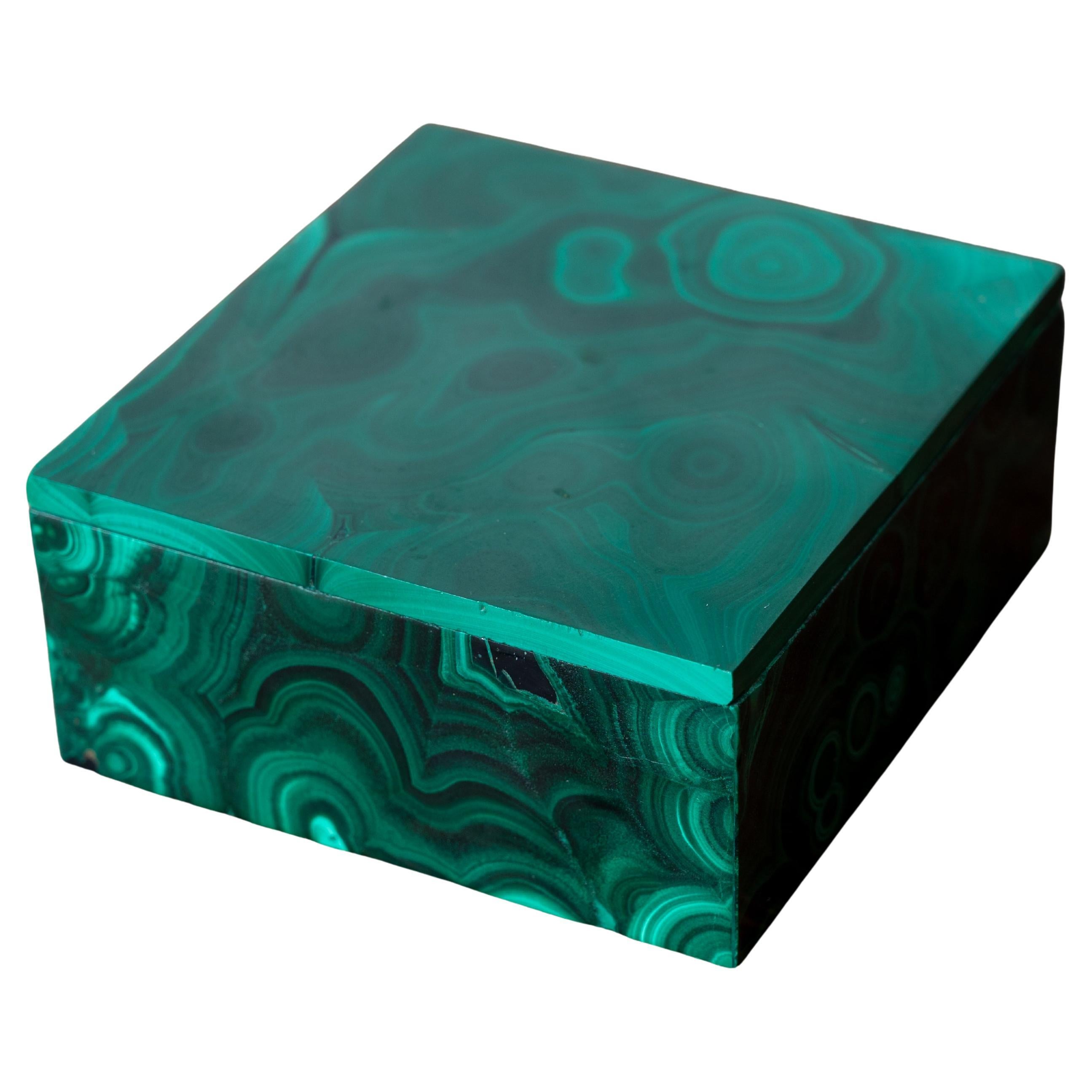 Caja de malaquita