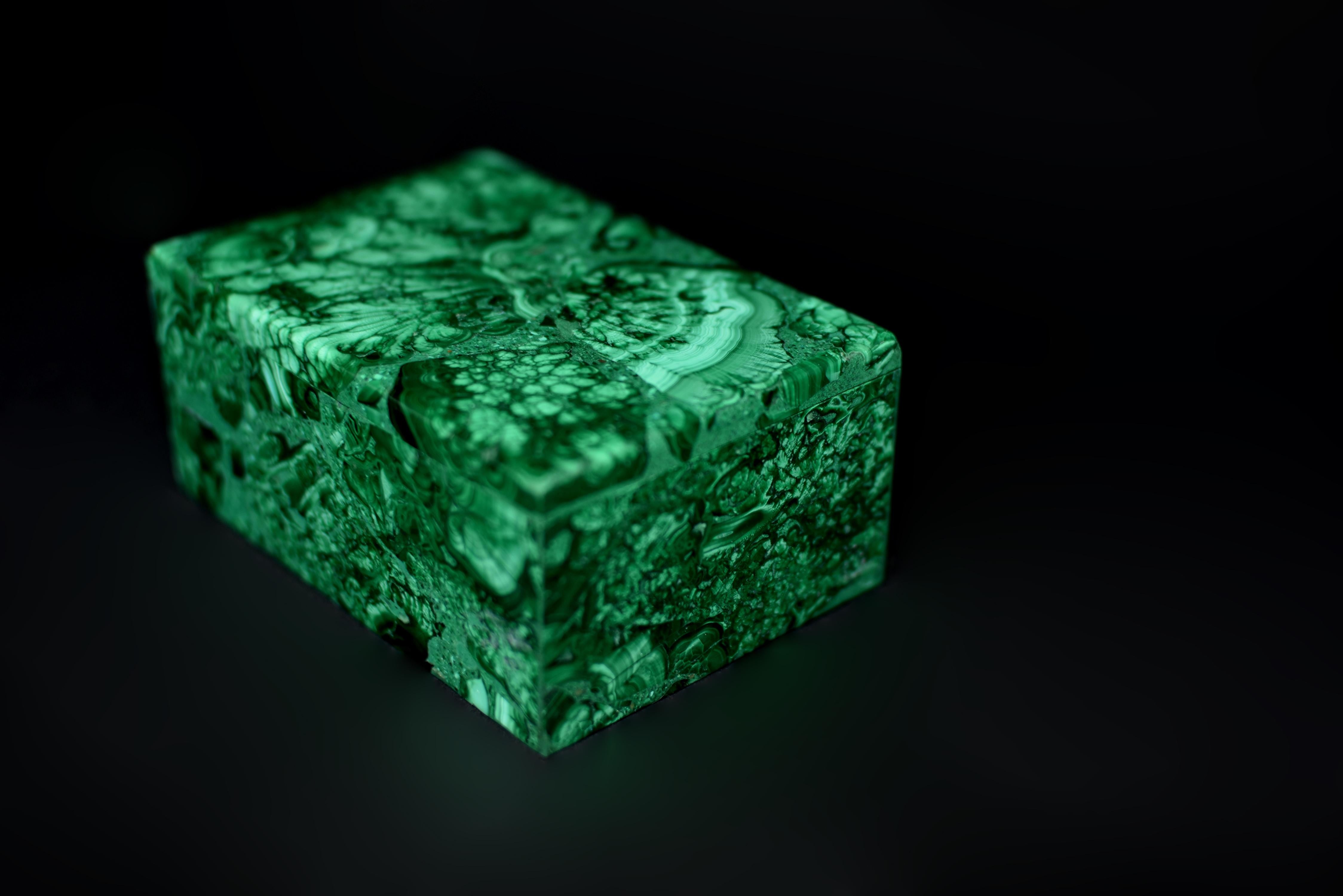 Hand-Crafted Malachite Box Gemstone Box Botanical Veins For Sale