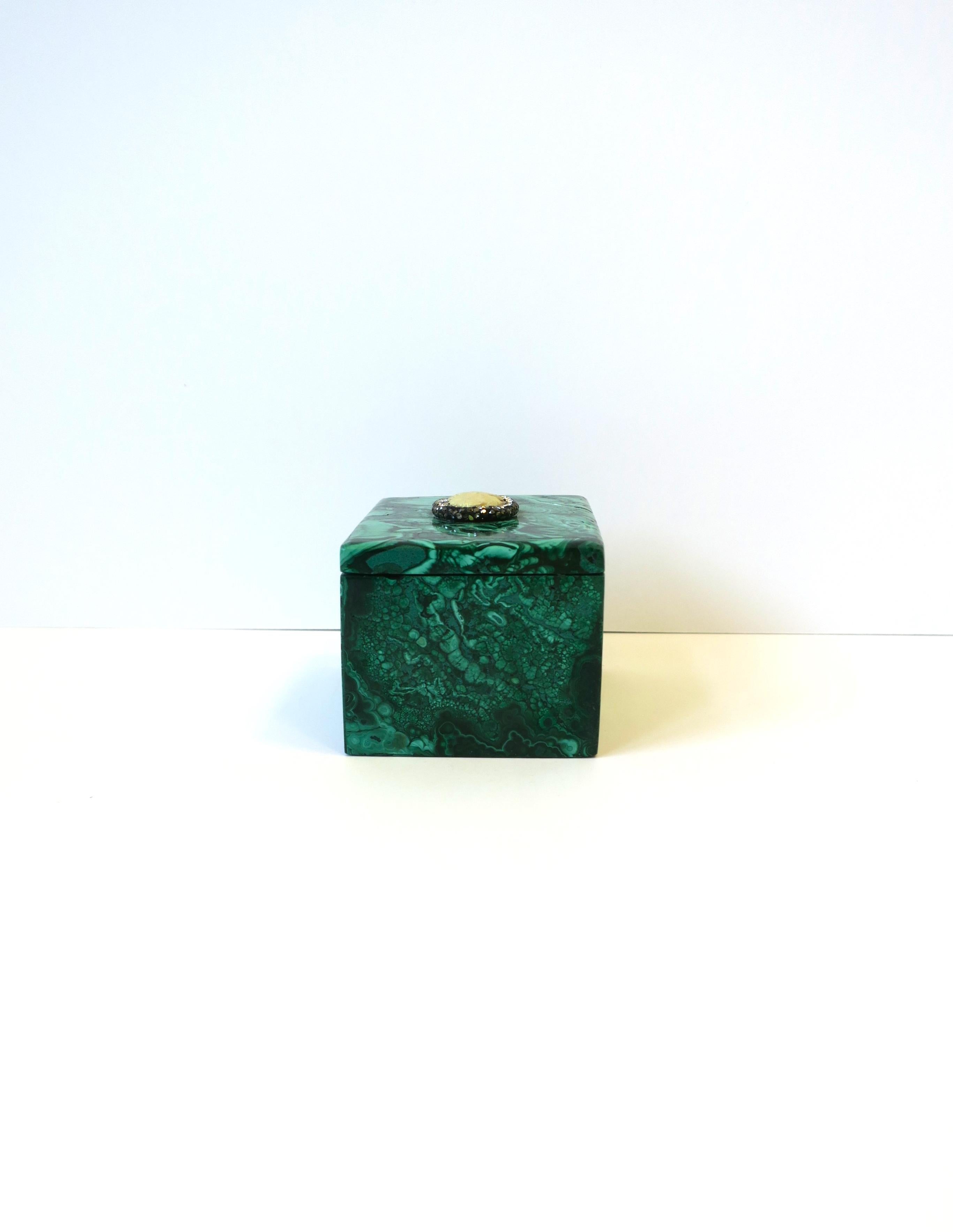 20th Century Malachite Jewelry Box with Cameo Design For Sale