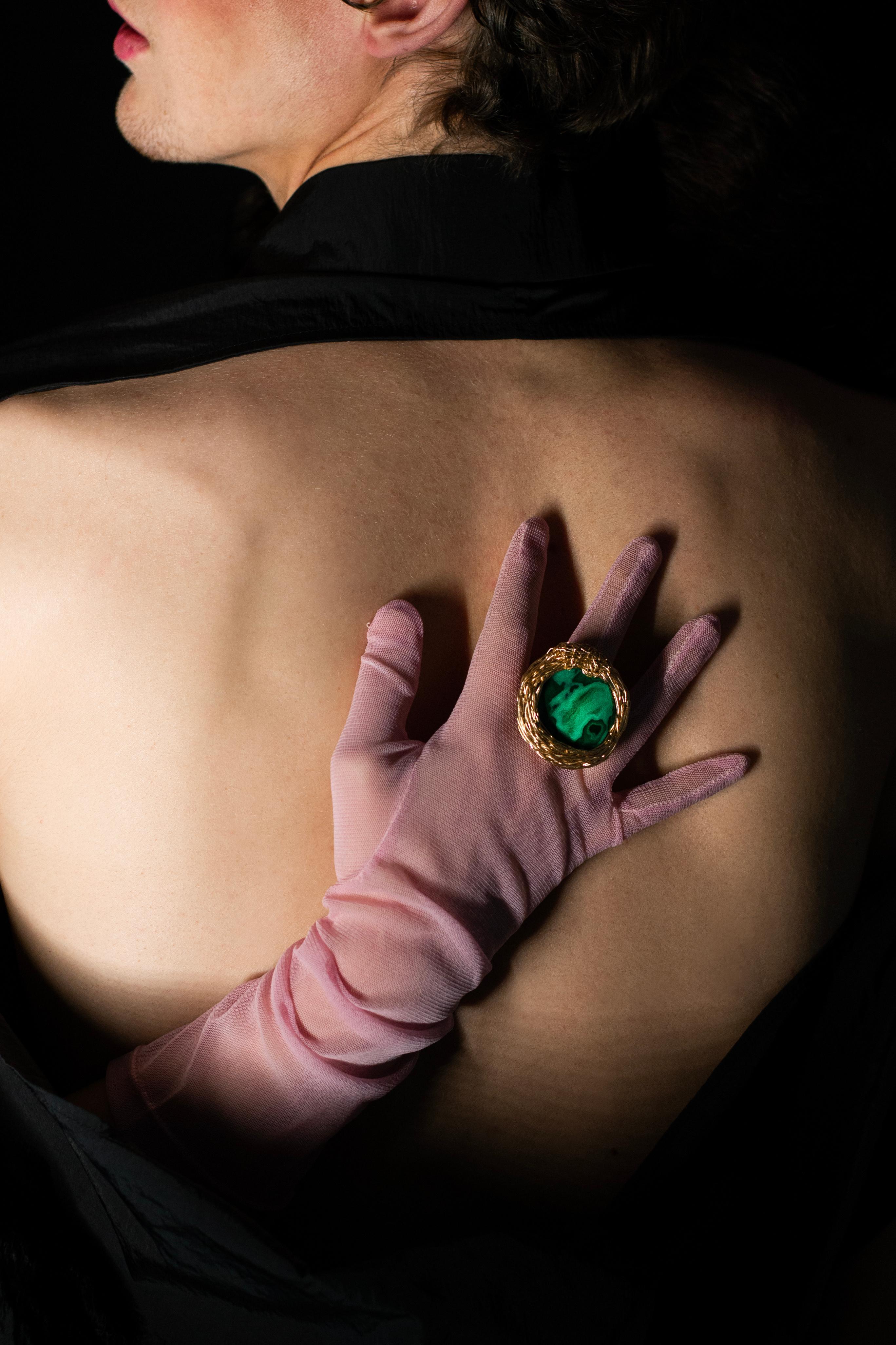 Malachite Cocktail Statement Ring 14 K in Yellow Gold F. by the Artist For Sale 4