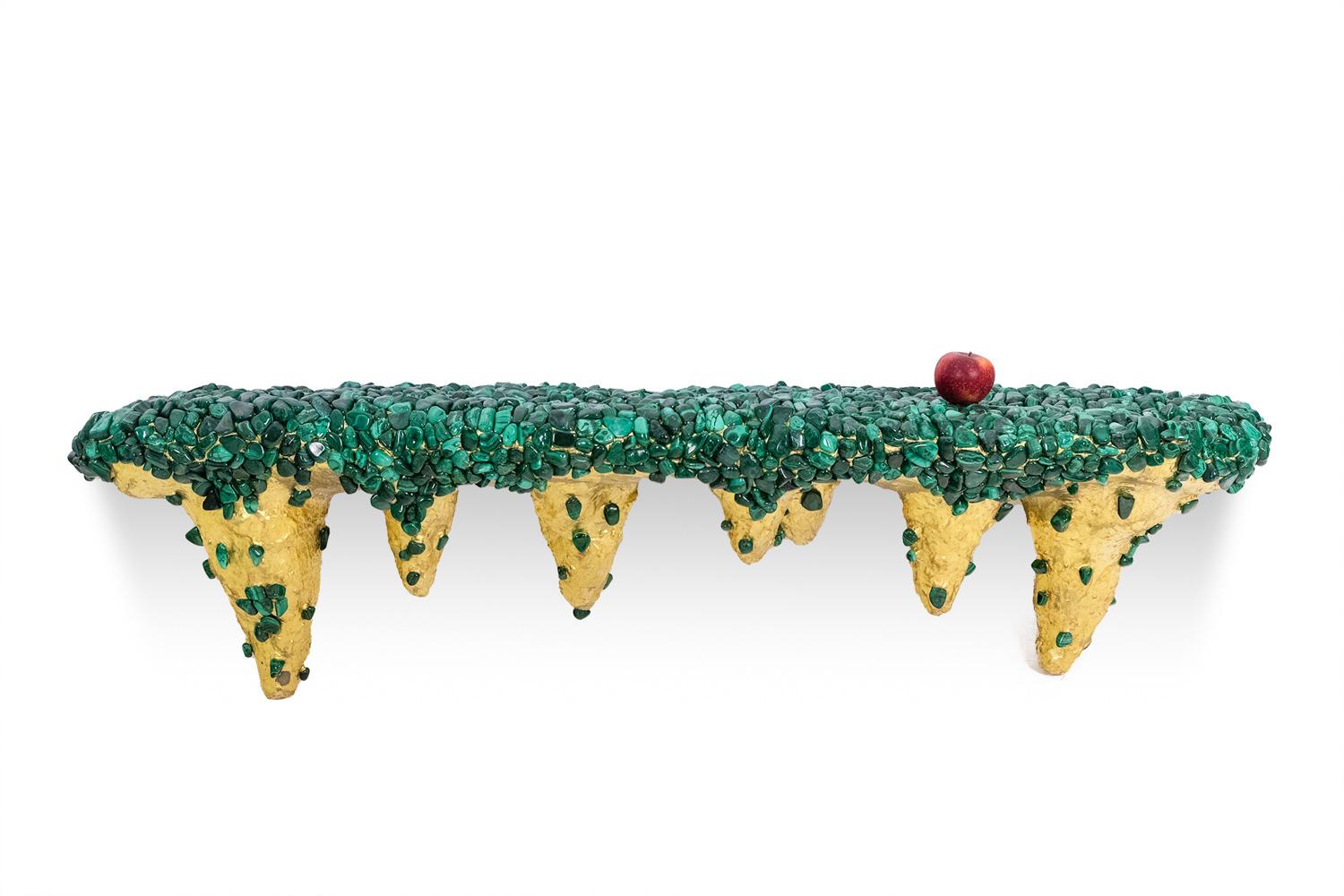 Malachite console decorated with stalactites, in green and gold tones.

Work of a contemporary French artist.

Dimensions: H 40 x W 143 x D 29 cm

Reference: LS60027805G
